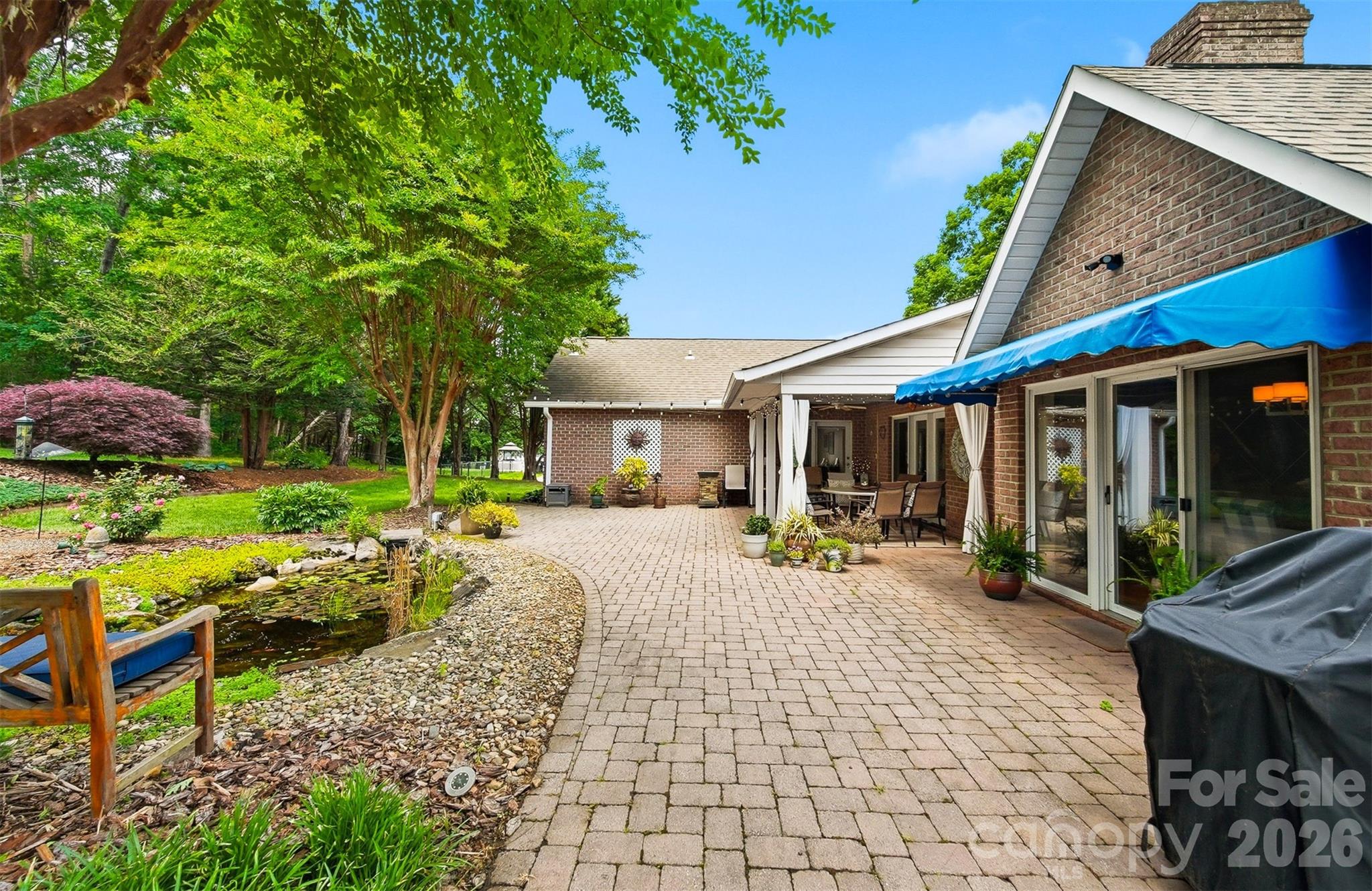 3650 Foxboro Lane NE — Hickory