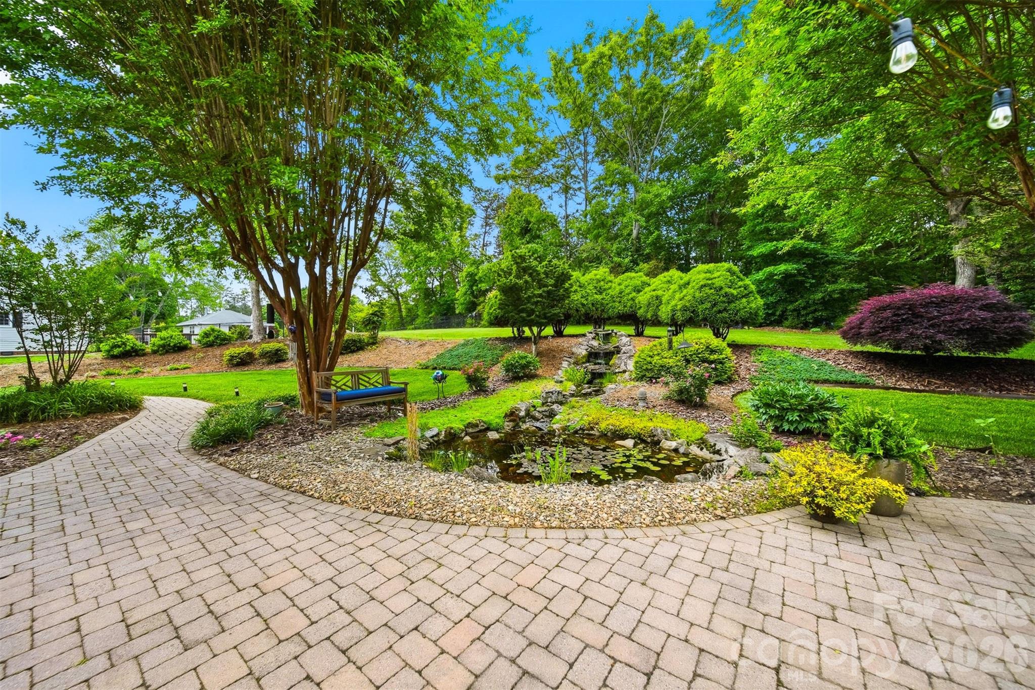 3650 Foxboro Lane NE — Hickory