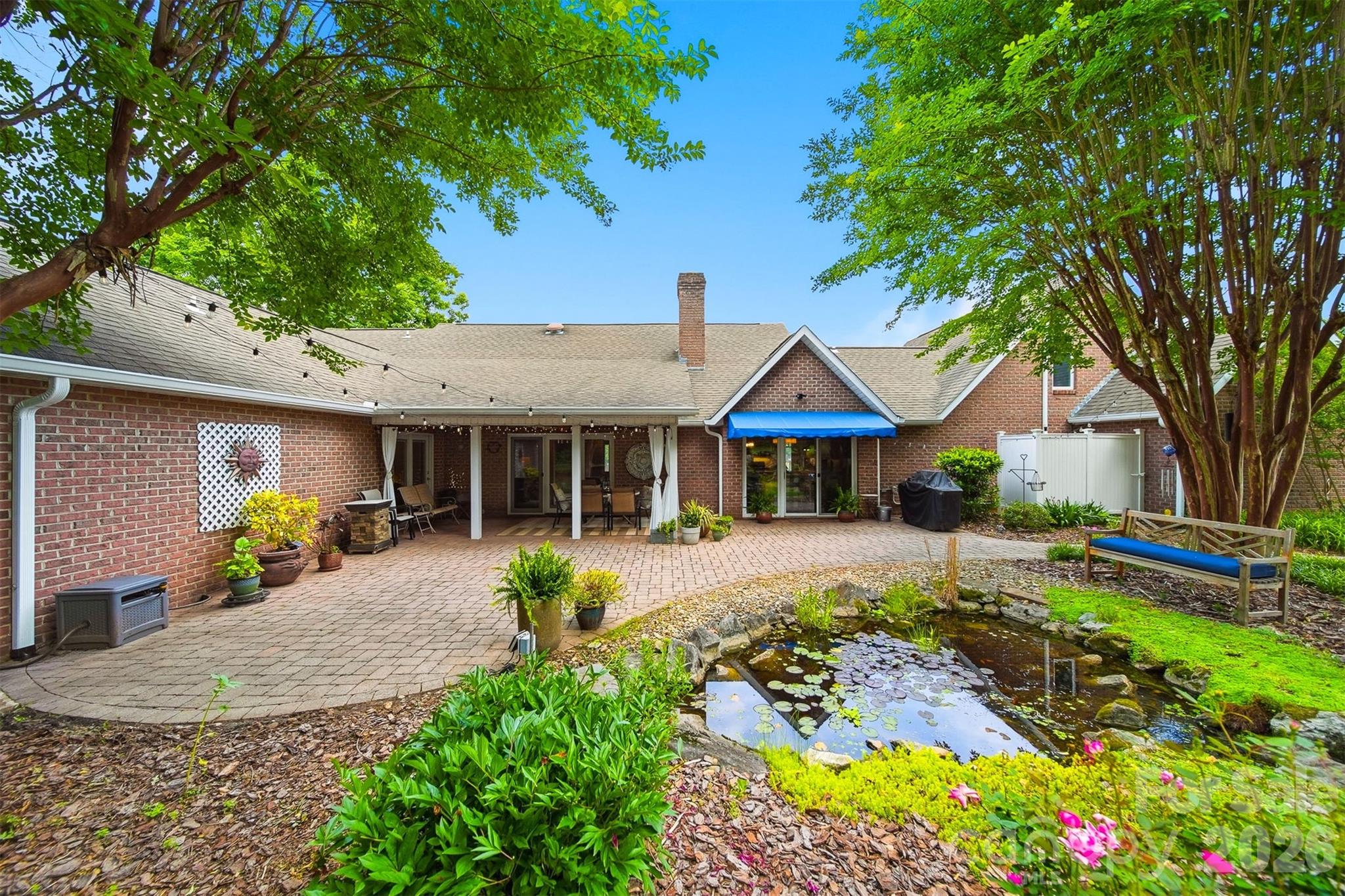 3650 Foxboro Lane NE — Hickory