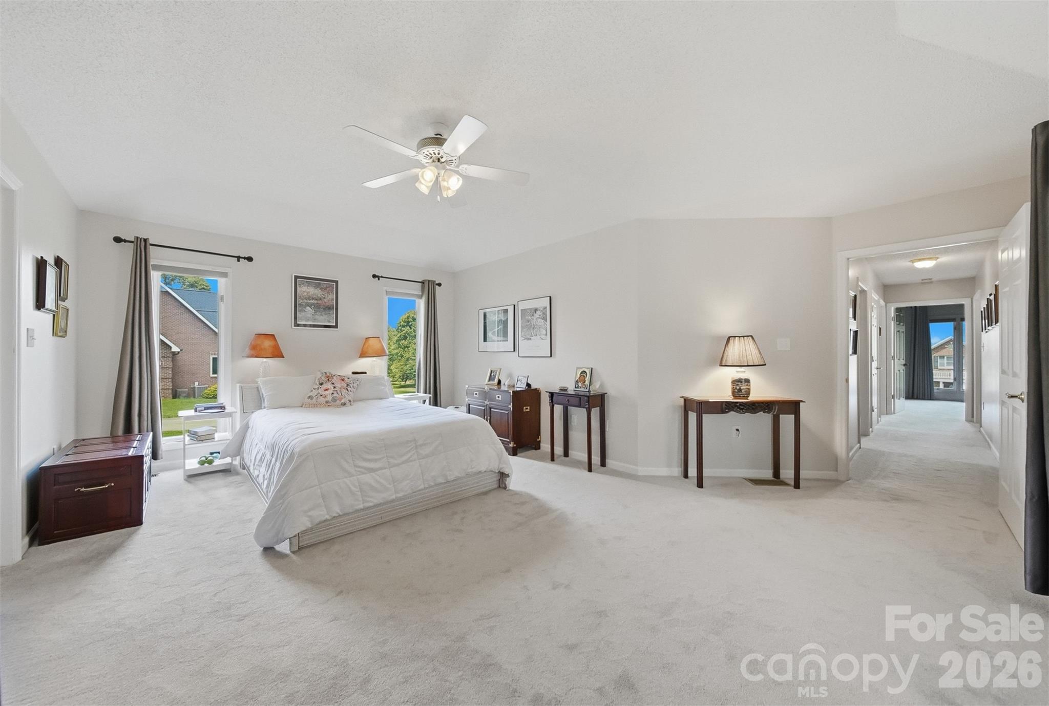 3650 Foxboro Lane NE — Hickory