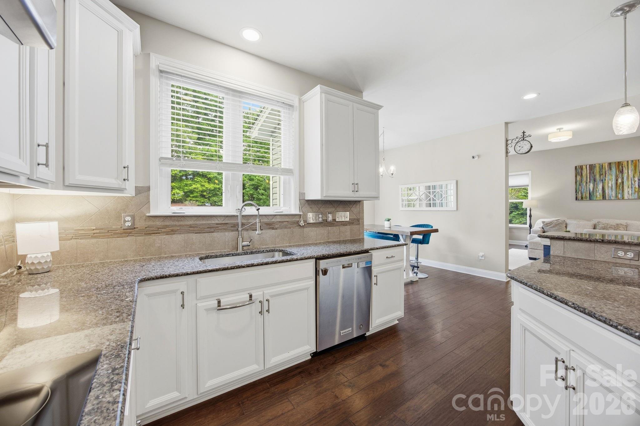 7223 Old Valley Way — Harrisburg
