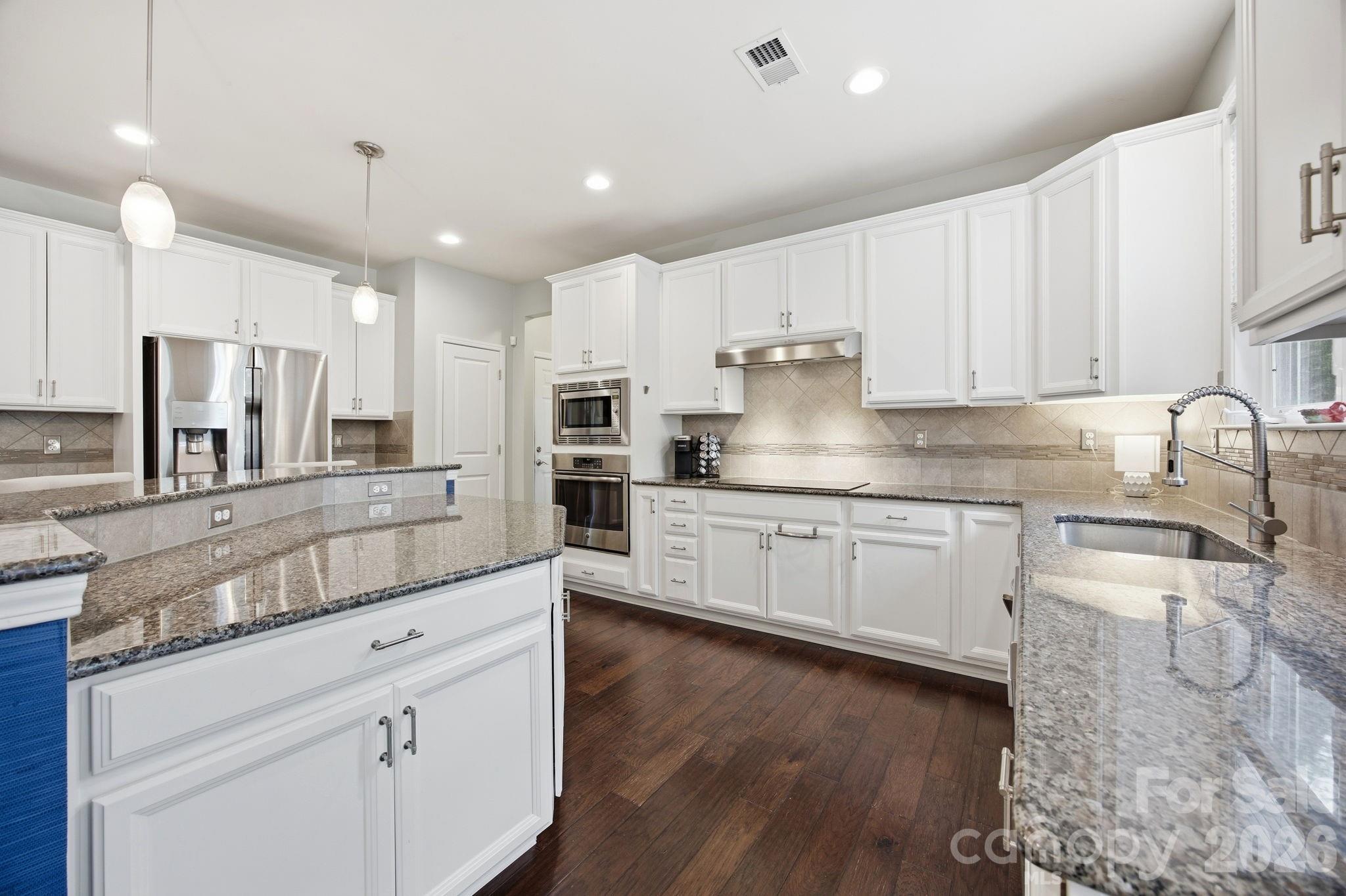 7223 Old Valley Way — Harrisburg