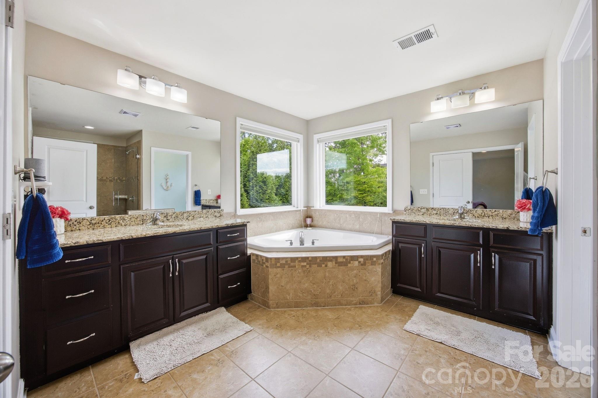 7223 Old Valley Way — Harrisburg