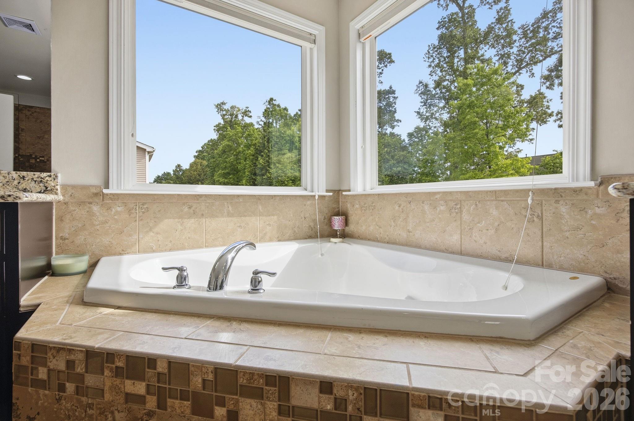 7223 Old Valley Way — Harrisburg