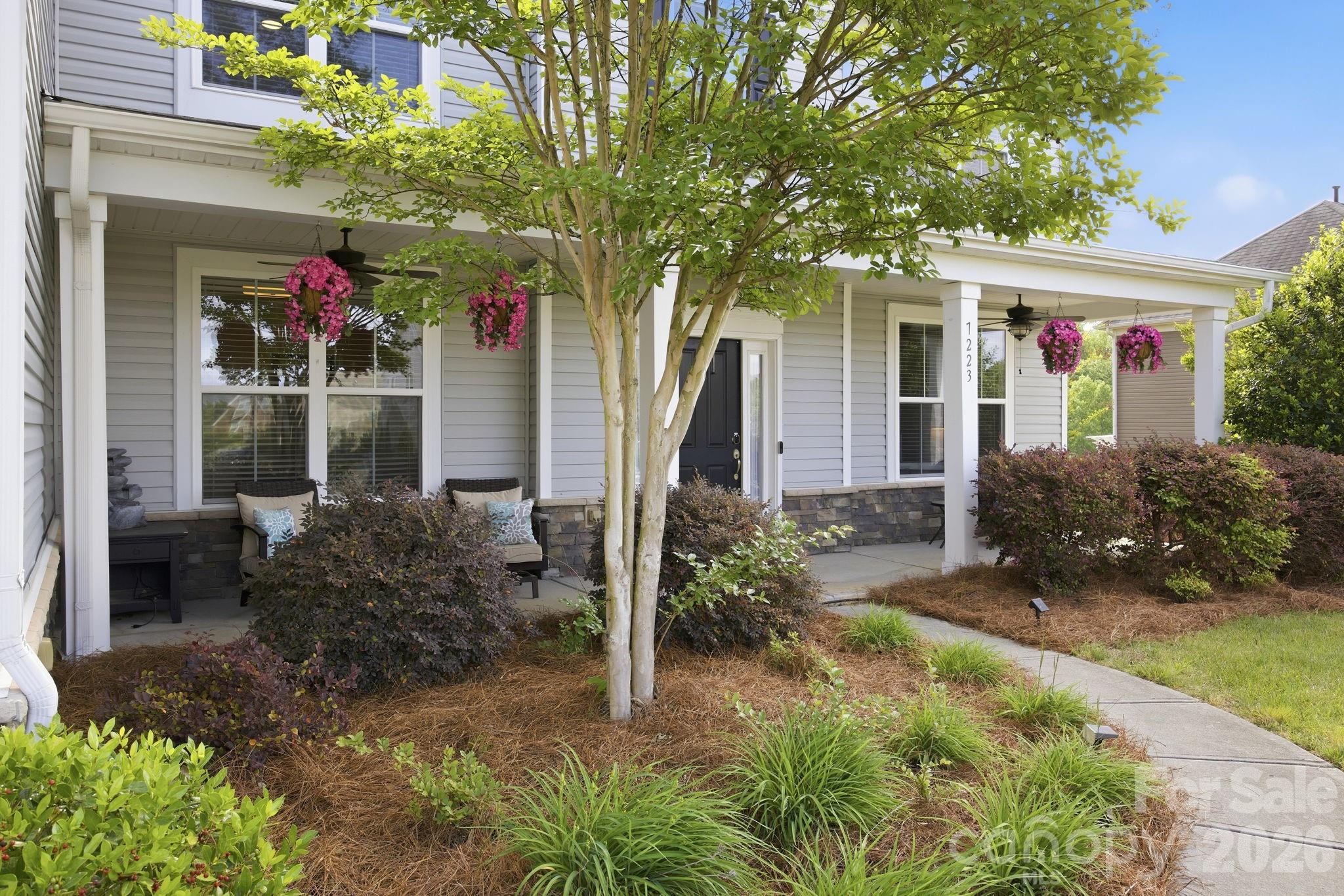 7223 Old Valley Way — Harrisburg