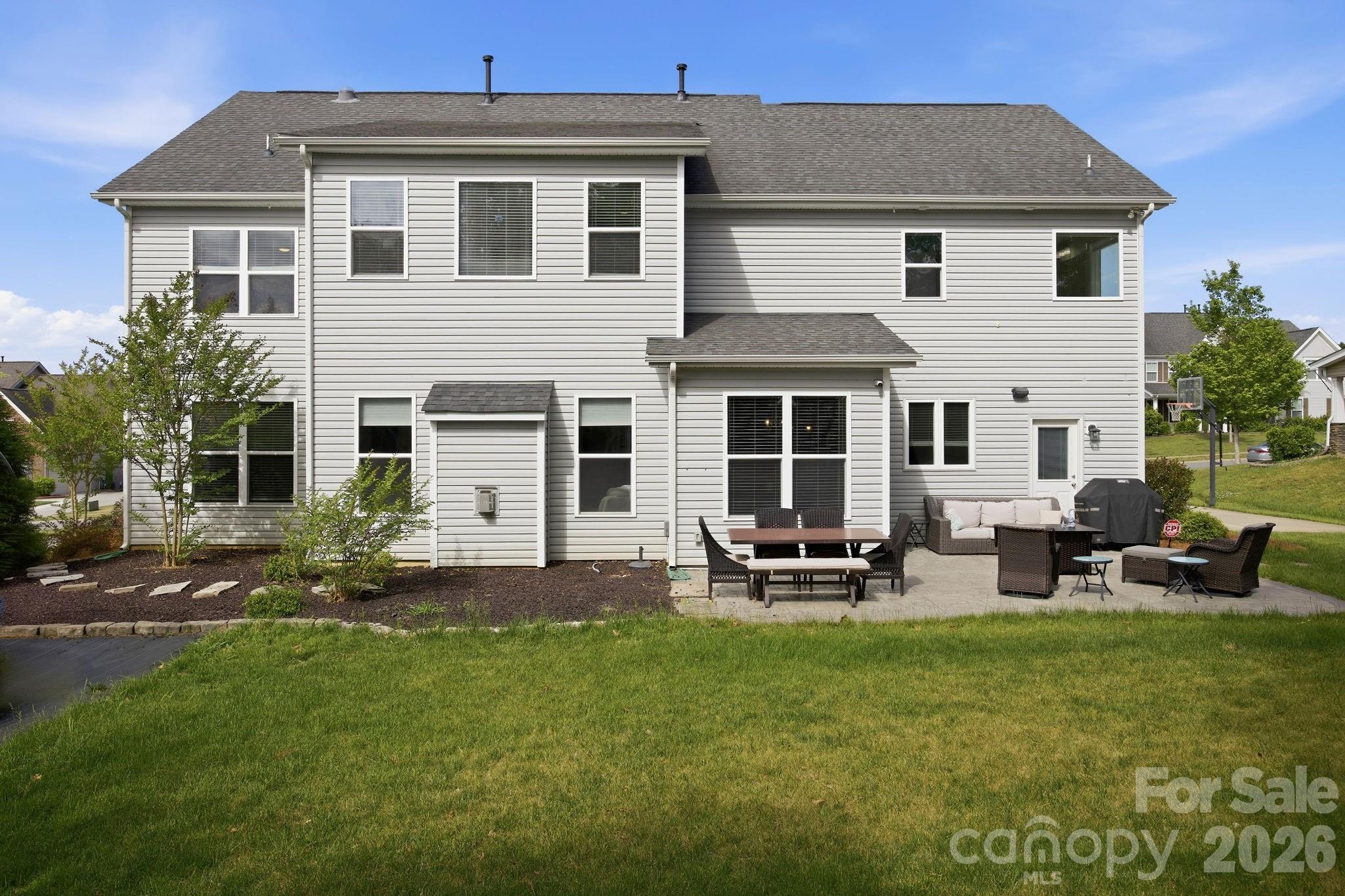 7223 Old Valley Way — Harrisburg