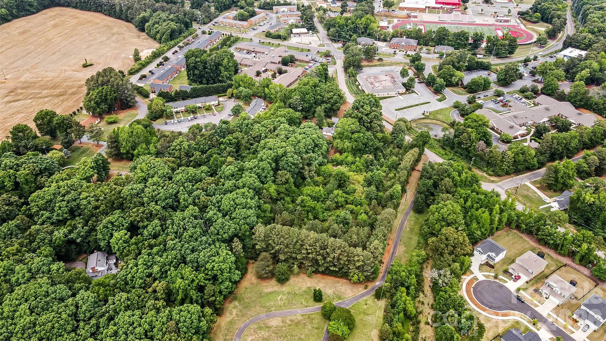 1116 Medlin Road — Monroe