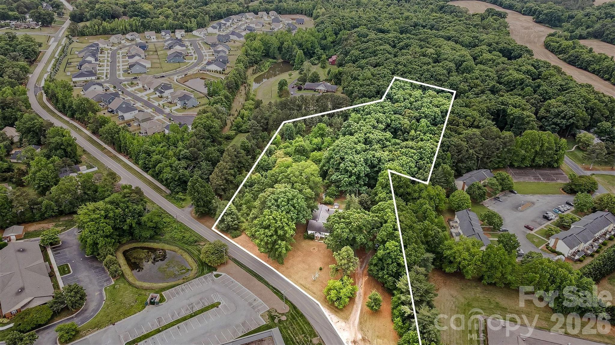 1116 Medlin Road — Monroe