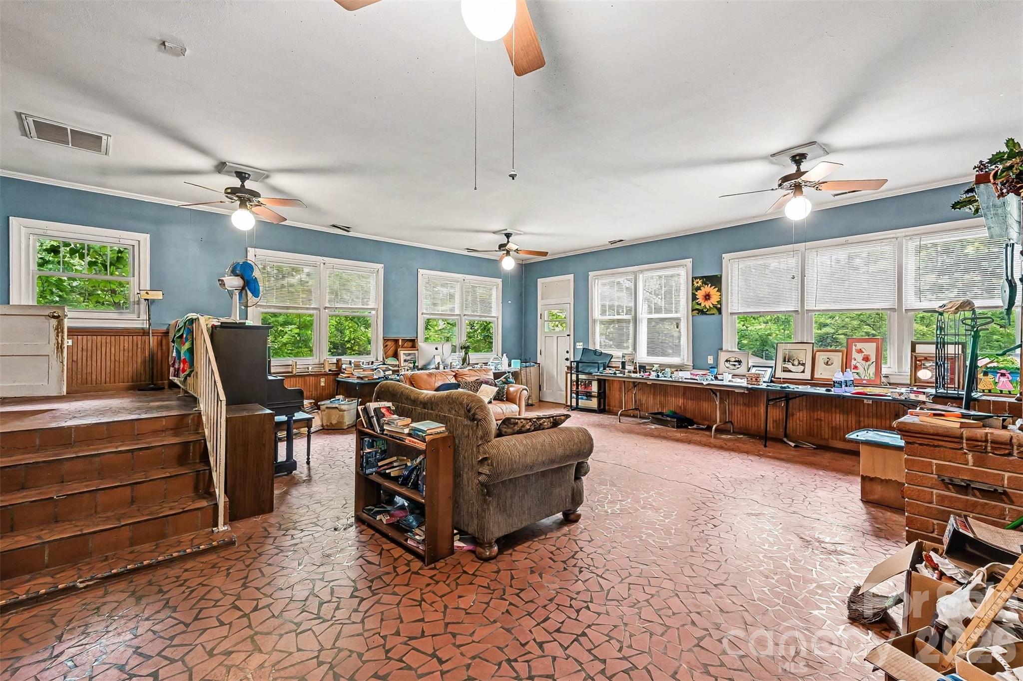 1116 Medlin Road — Monroe