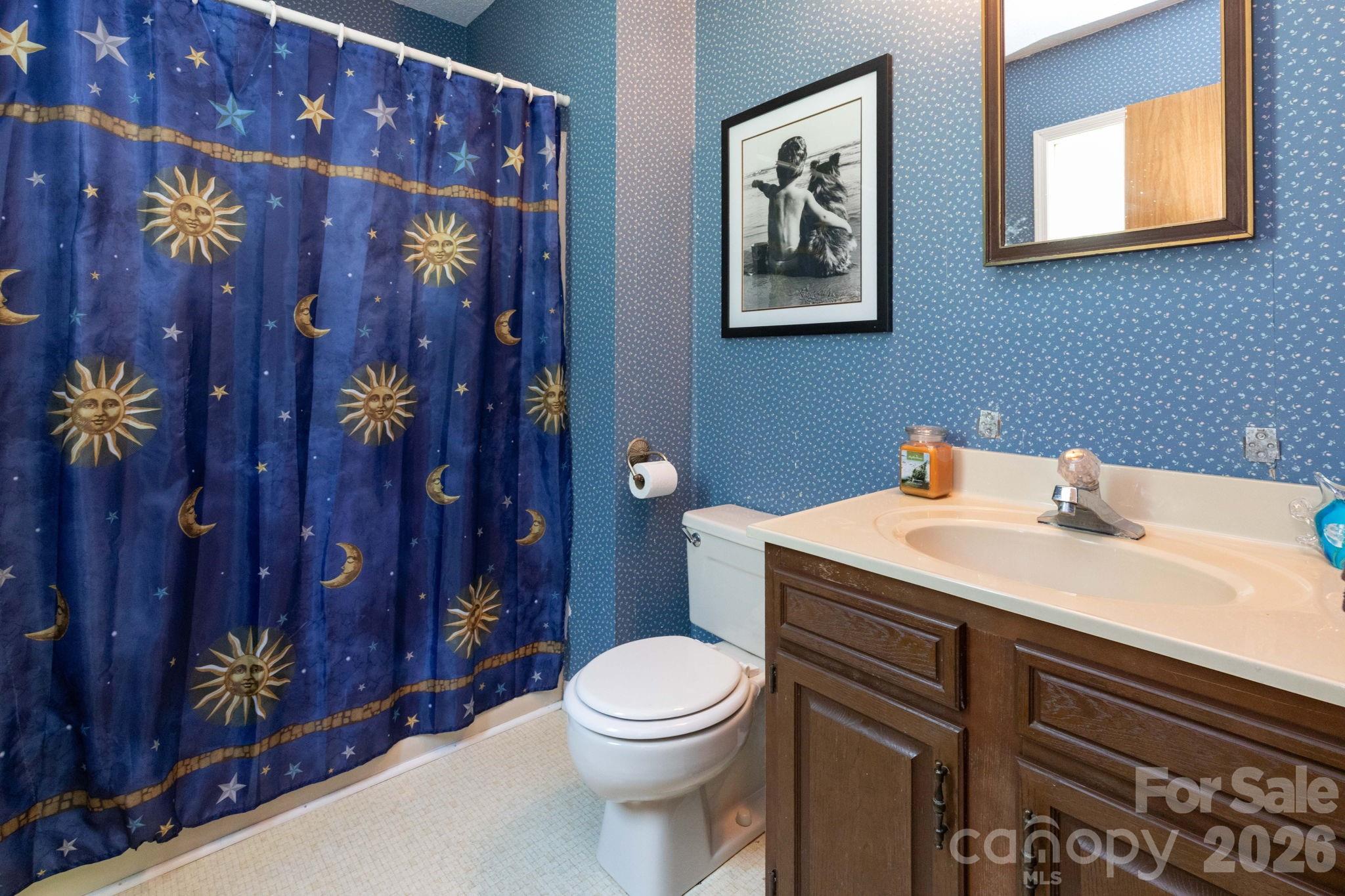 5 Wildwood Circle — Fletcher