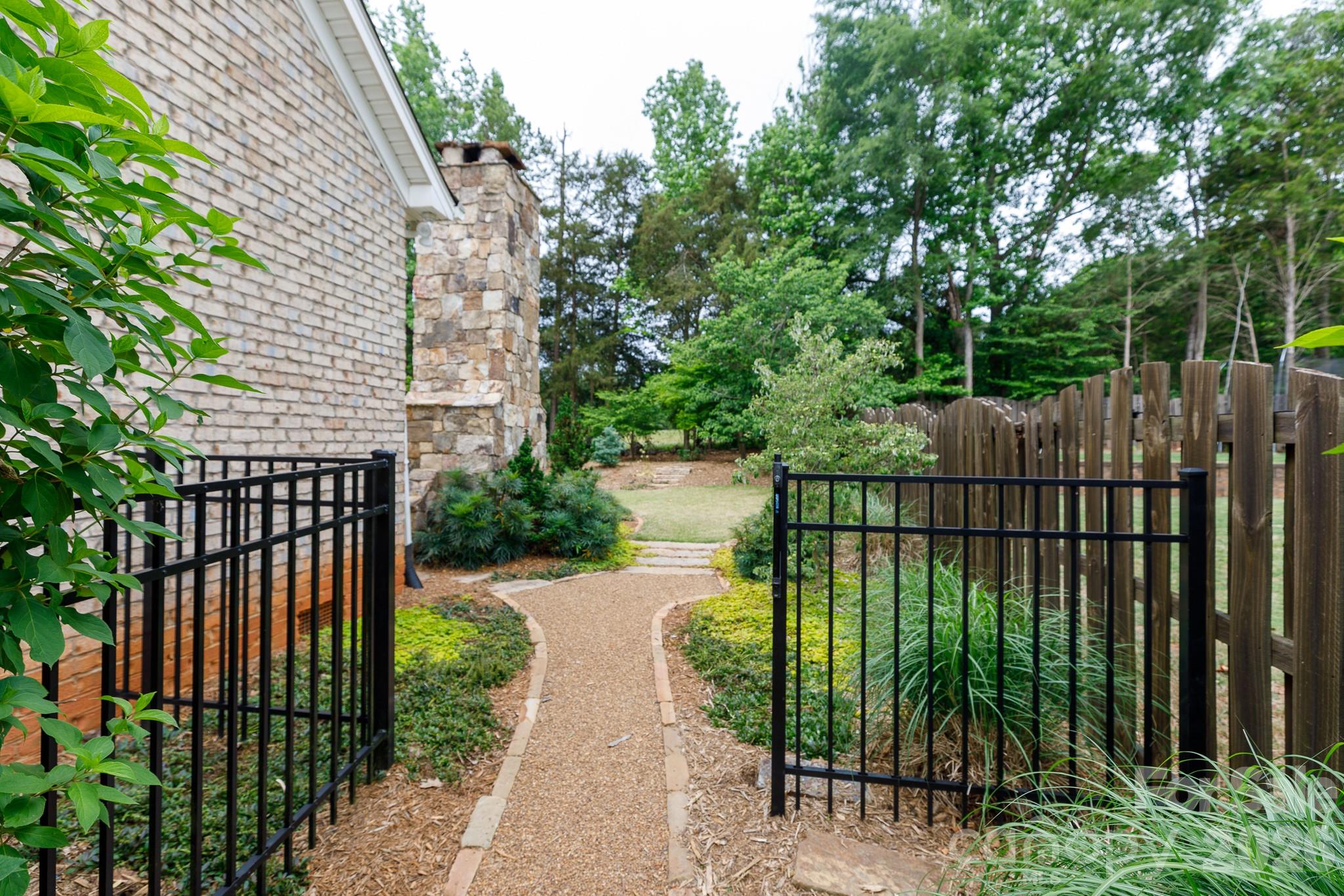 4017 W Sandy Trail — Fort Mill