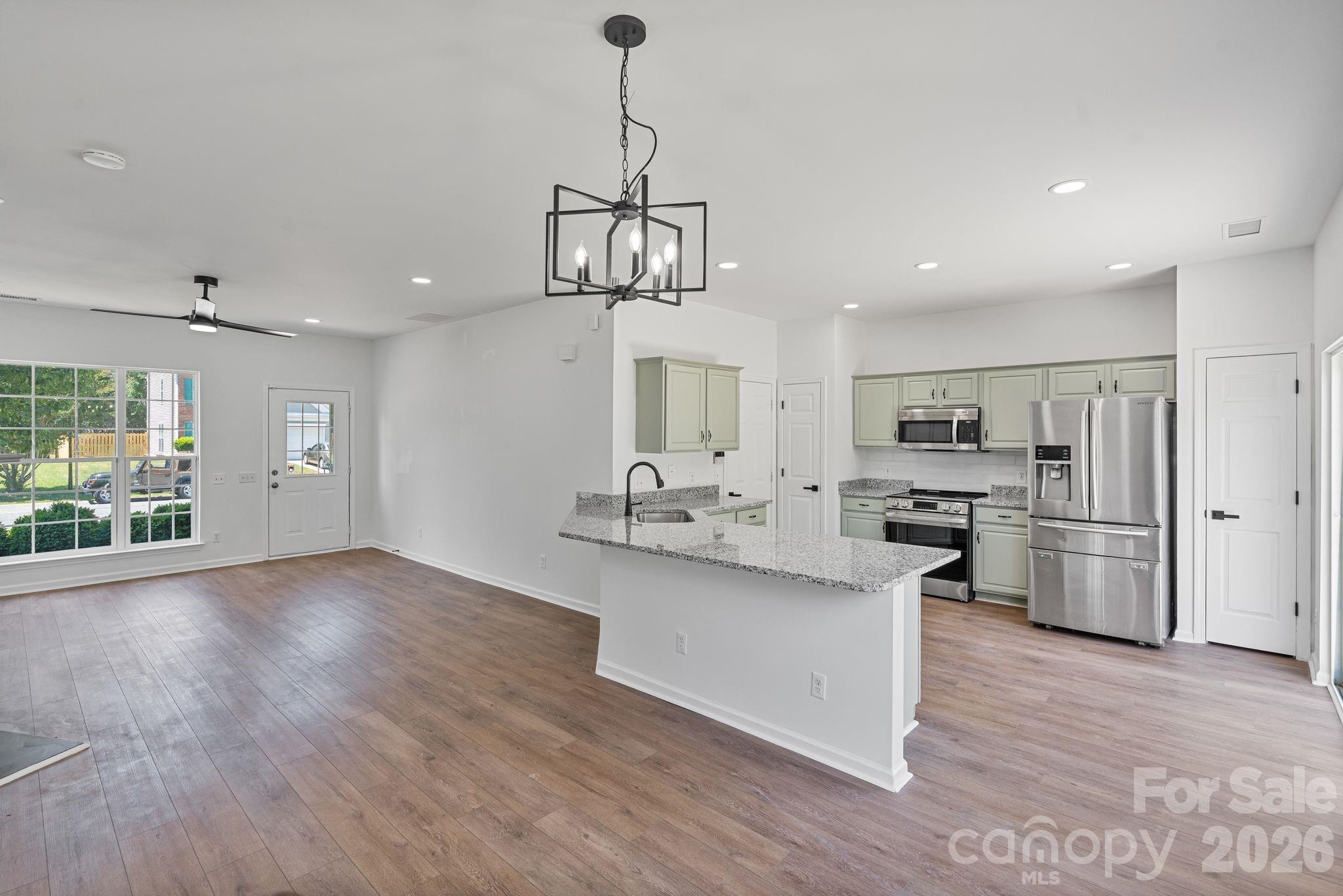 10410 Roundleaf Drive — Charlotte