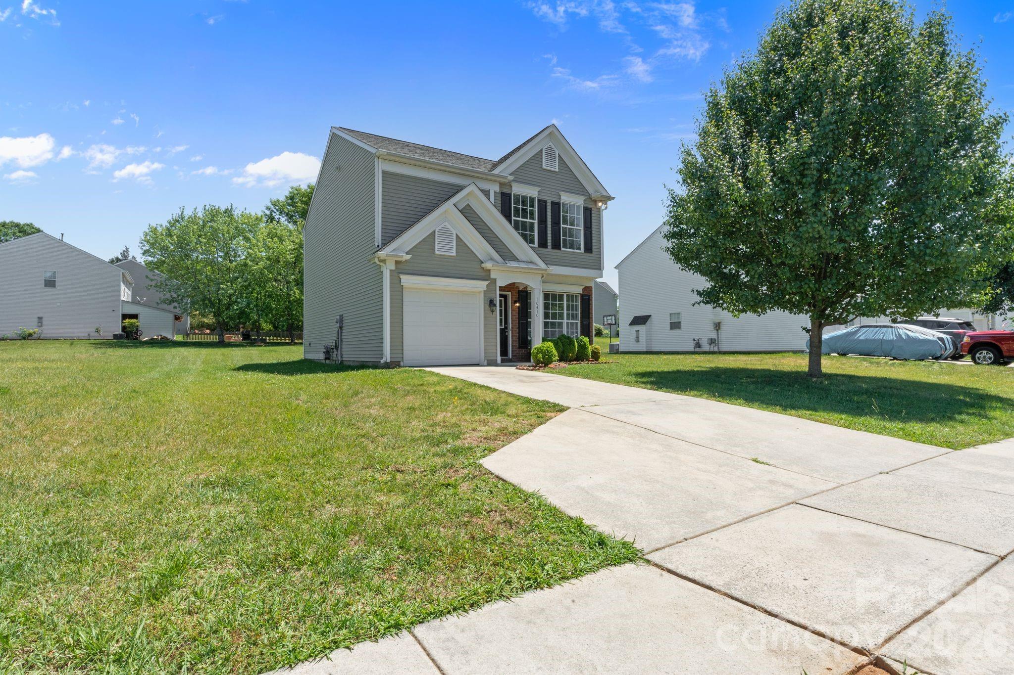 10410 Roundleaf Drive — Charlotte