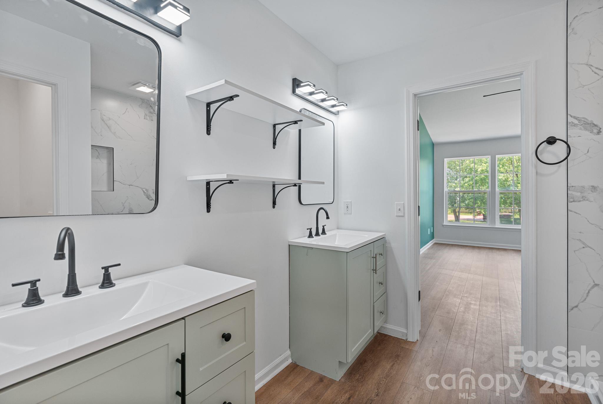 10410 Roundleaf Drive — Charlotte