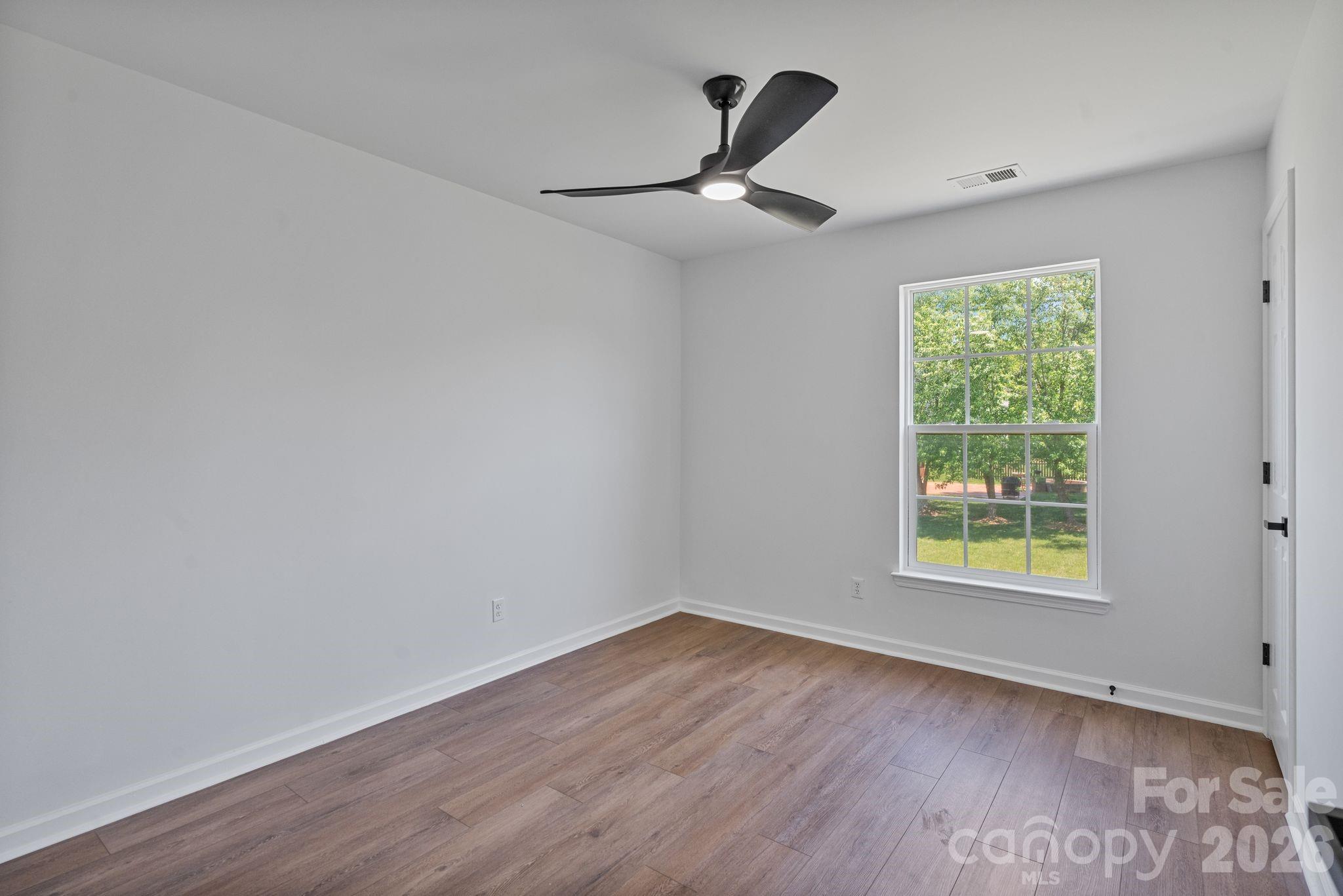 10410 Roundleaf Drive — Charlotte