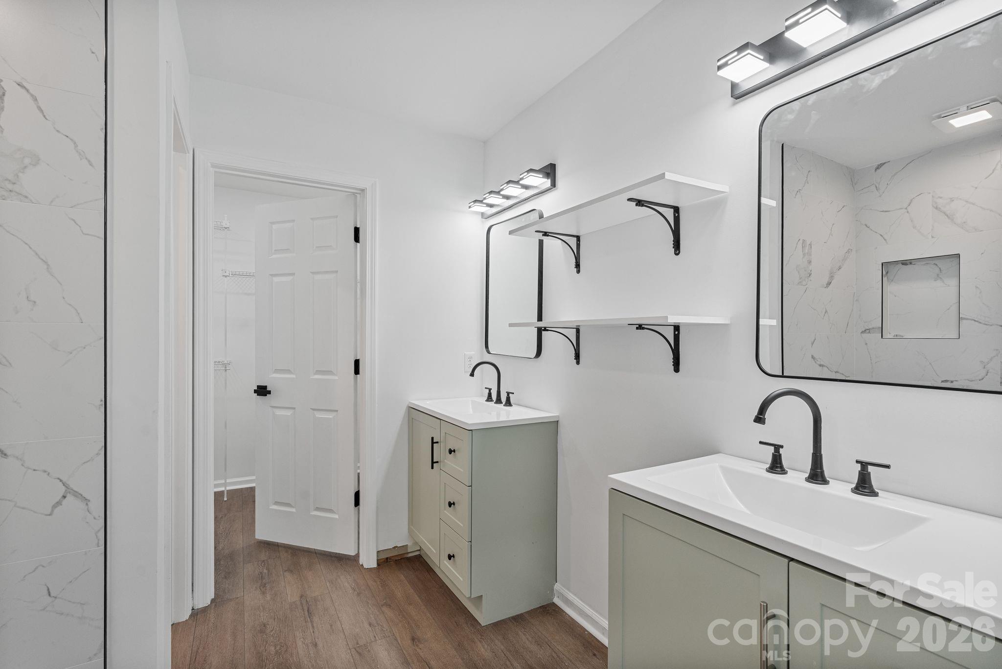 10410 Roundleaf Drive — Charlotte