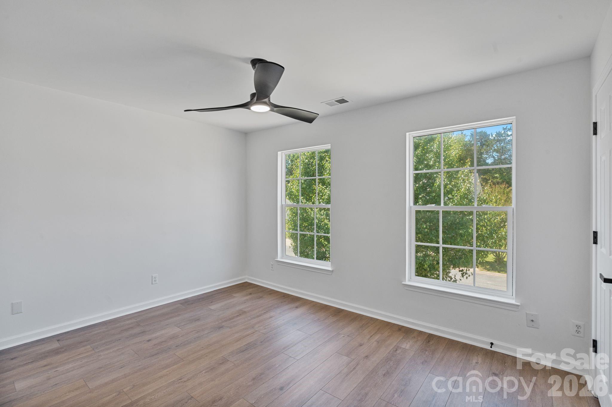 10410 Roundleaf Drive — Charlotte