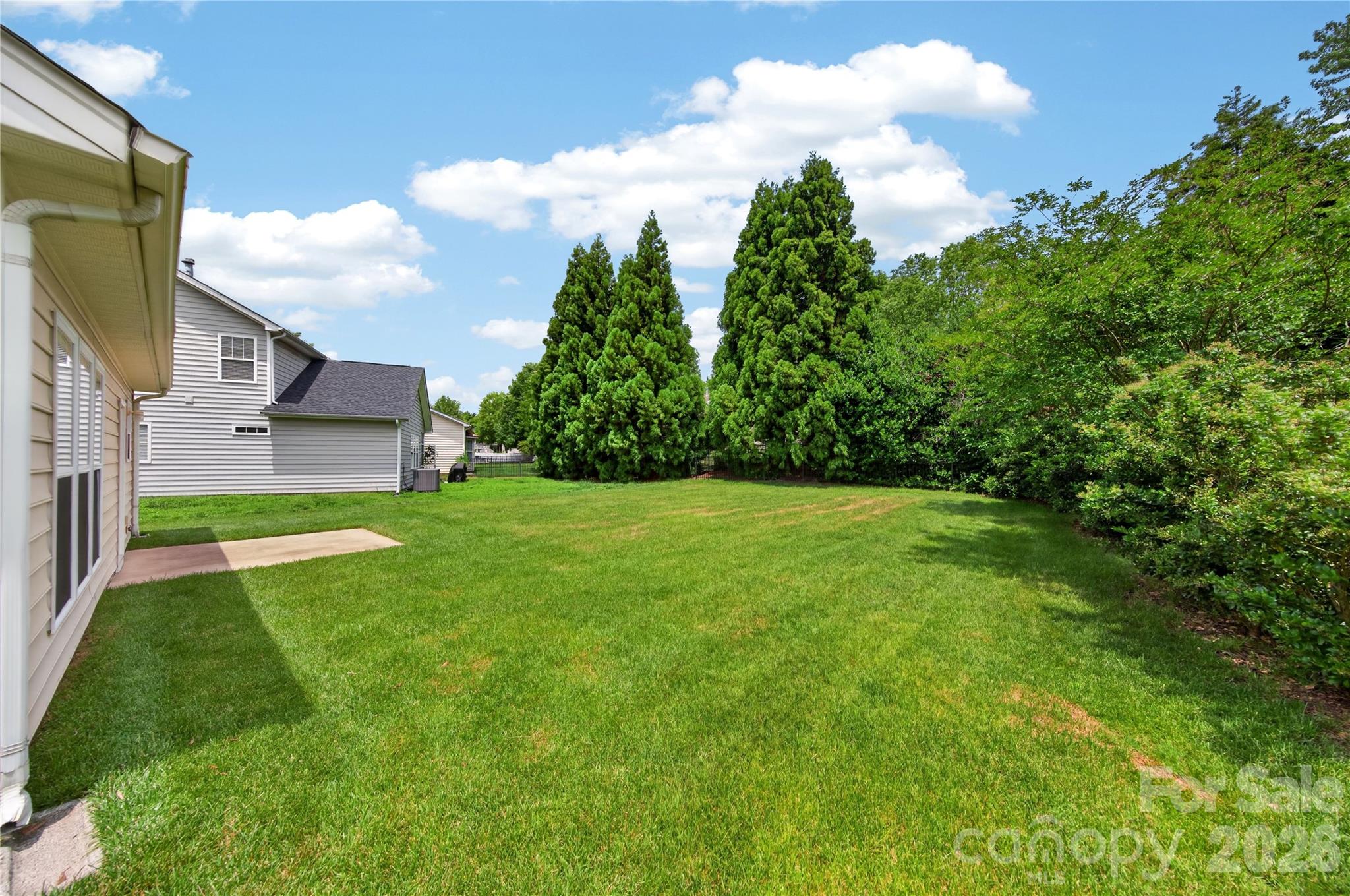1389 Millbank Drive — Matthews