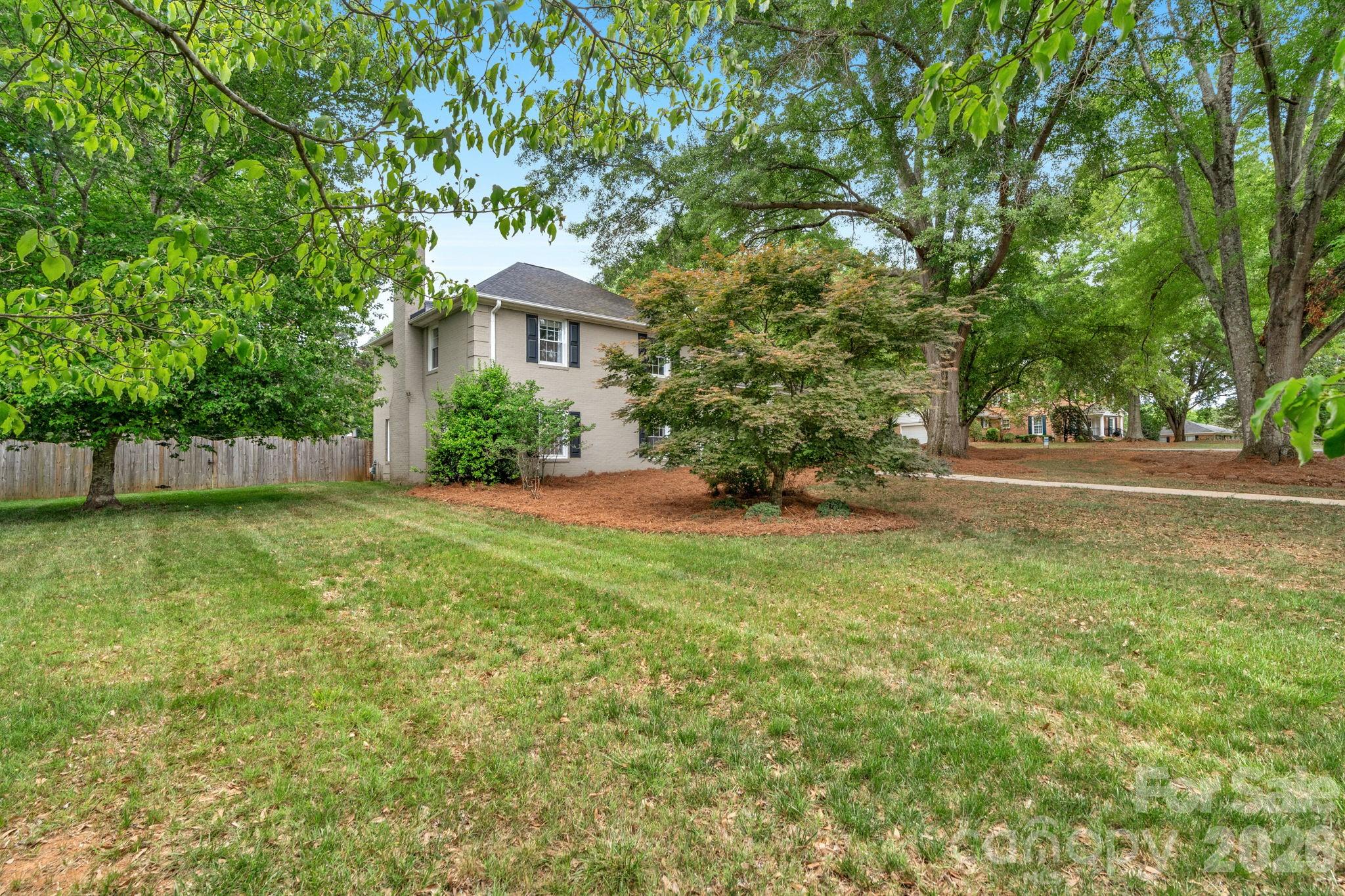 2600 Weathersford Road — Mint Hill