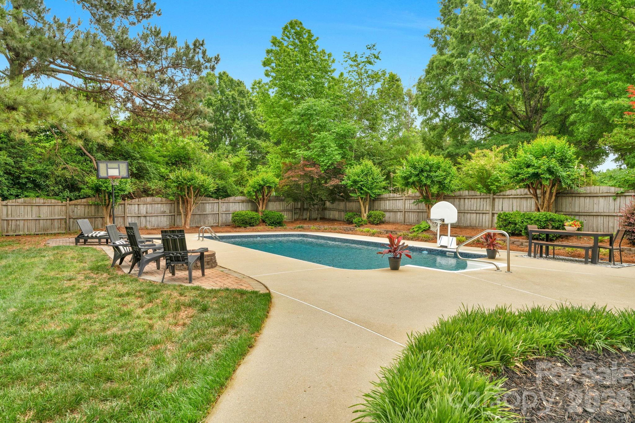 2600 Weathersford Road — Mint Hill
