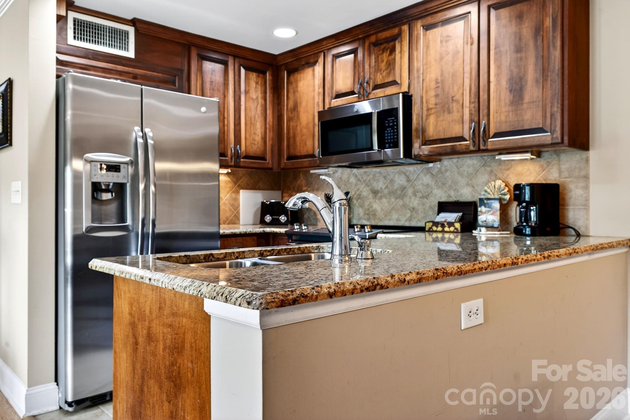 404 Bowling Park Road — Asheville