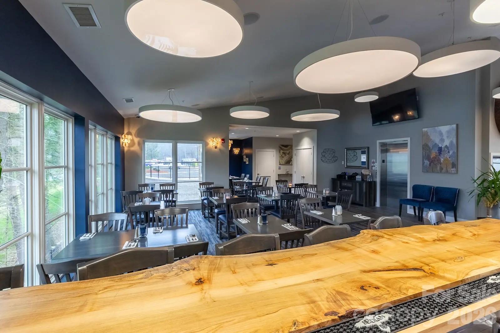 404 Bowling Park Road — Asheville