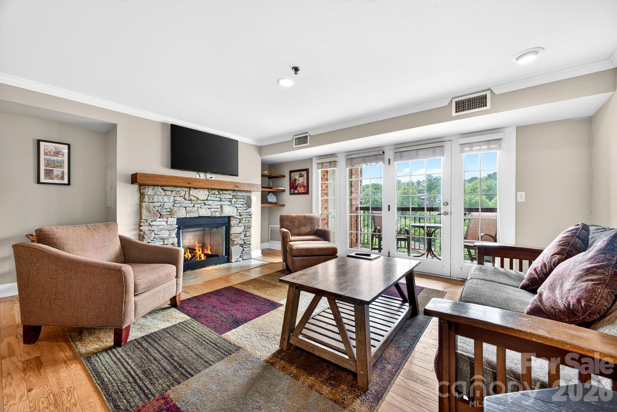 404 Bowling Park Road — Asheville