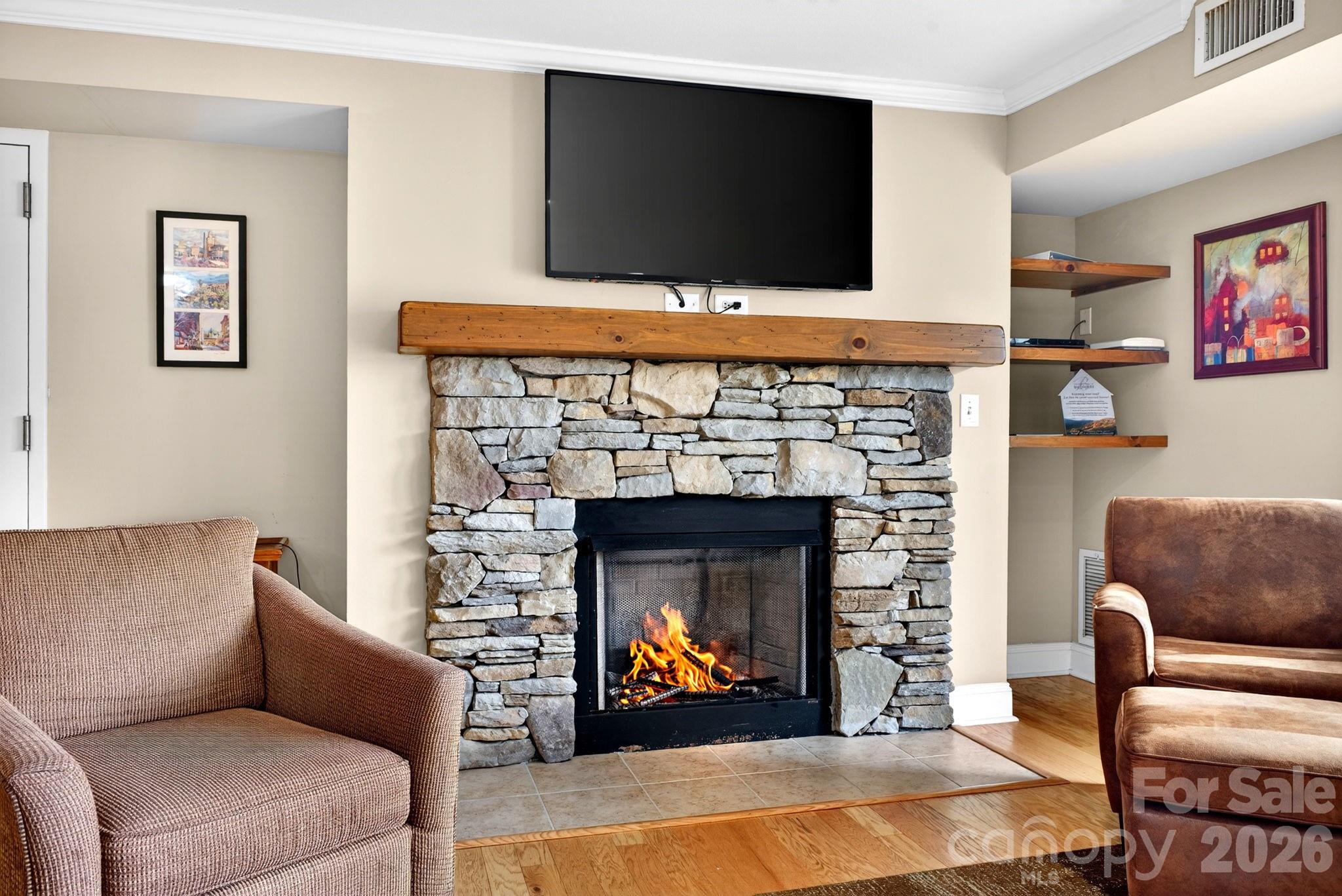 404 Bowling Park Road — Asheville