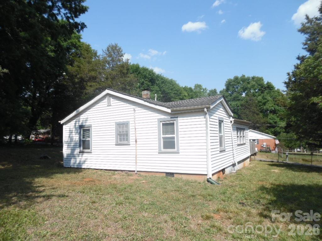 4749 Crowders Crest Drive — Gastonia