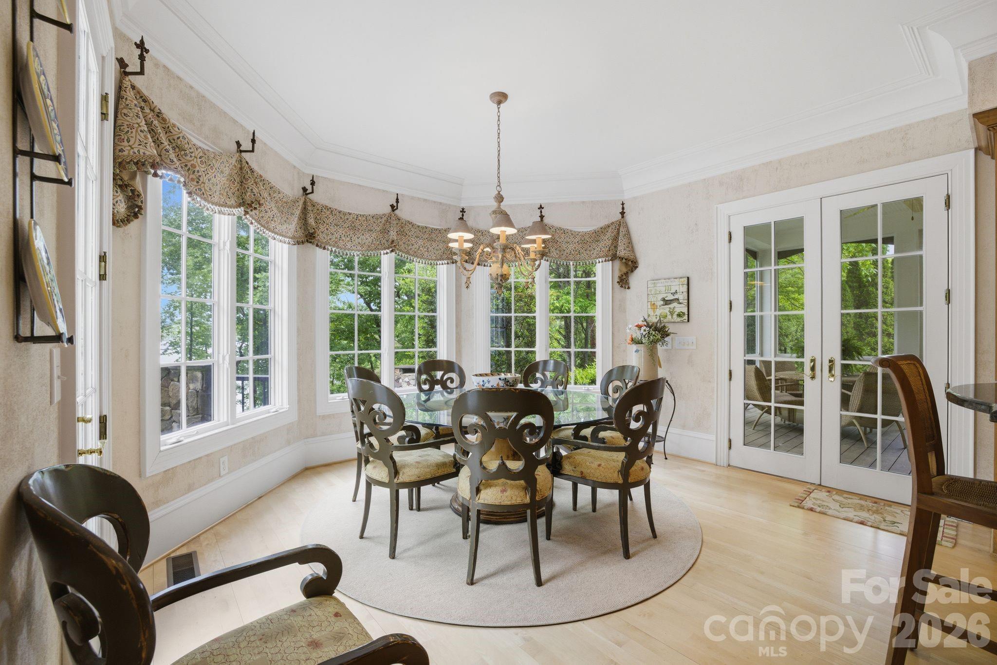 191 Porters Glen — New London