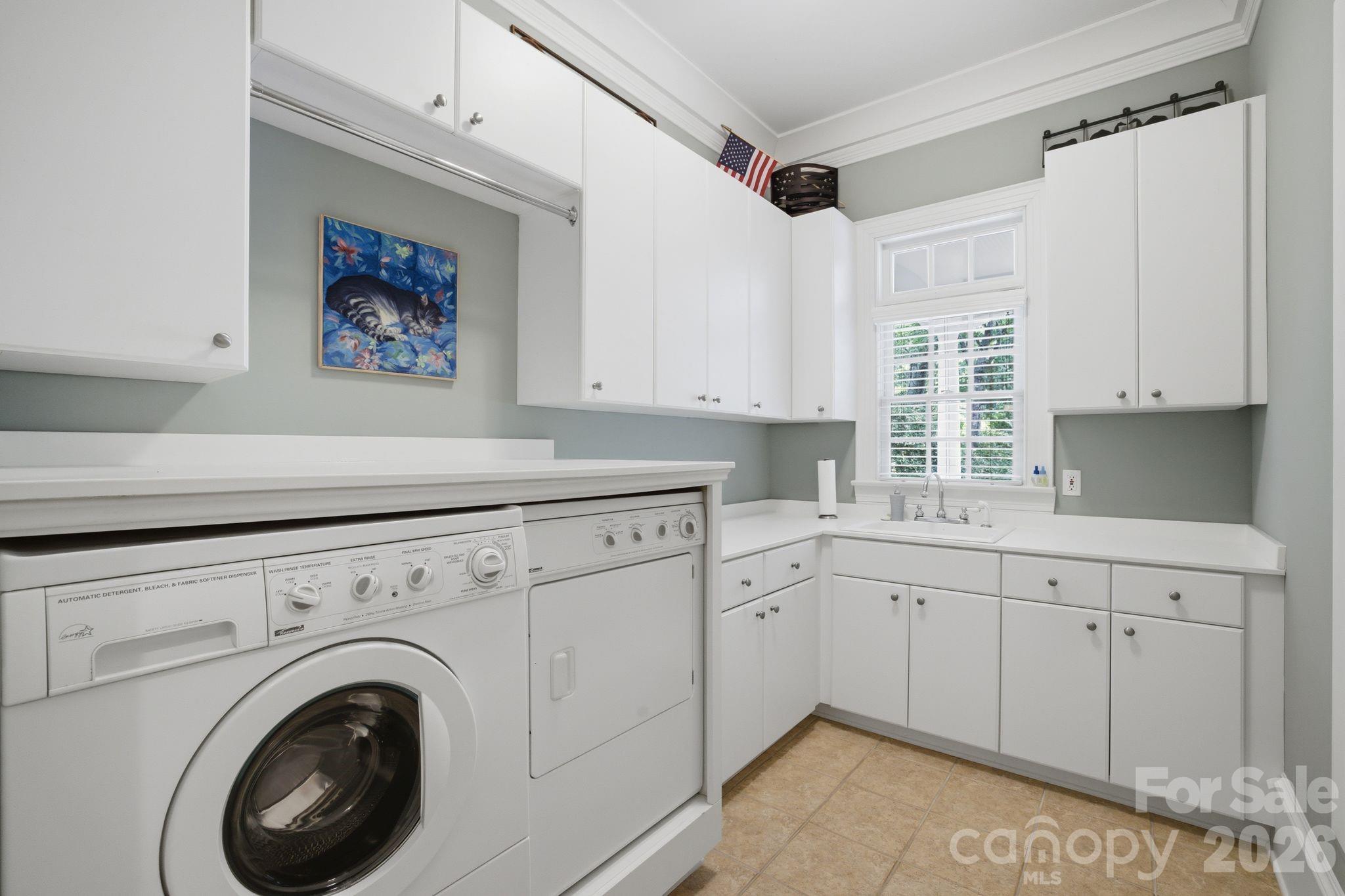 191 Porters Glen — New London