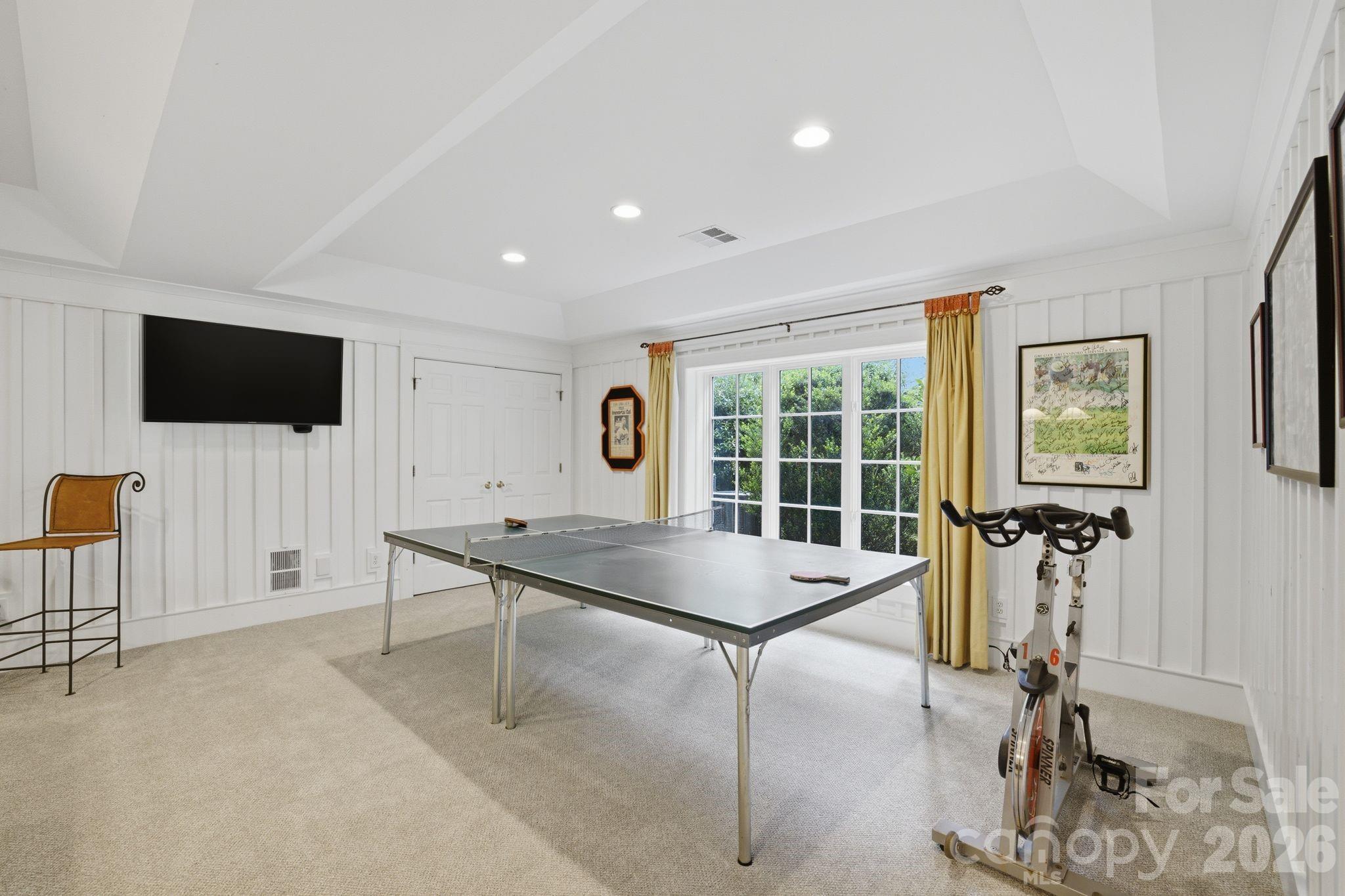 191 Porters Glen — New London