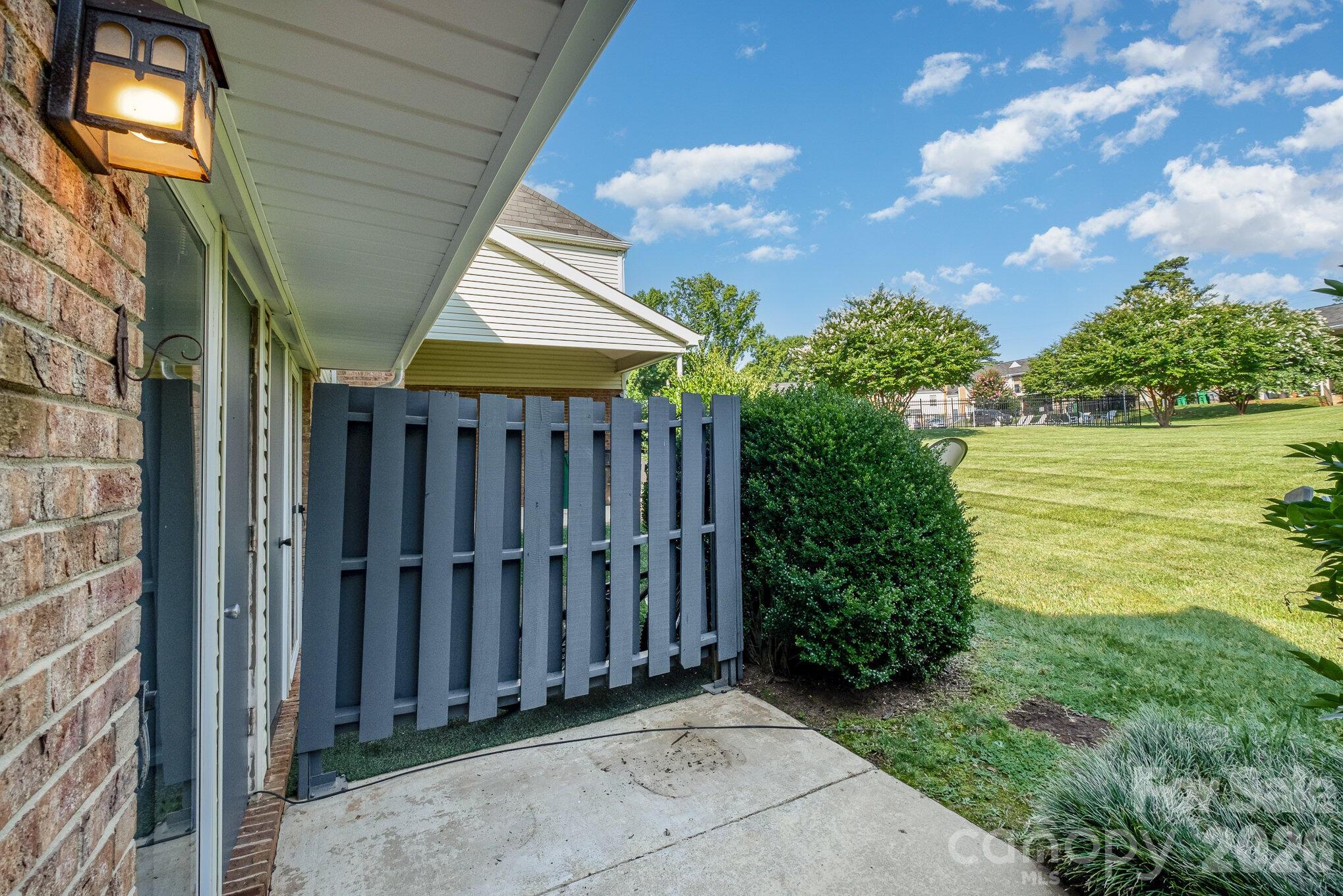 4609 Coronado Drive #N — Charlotte