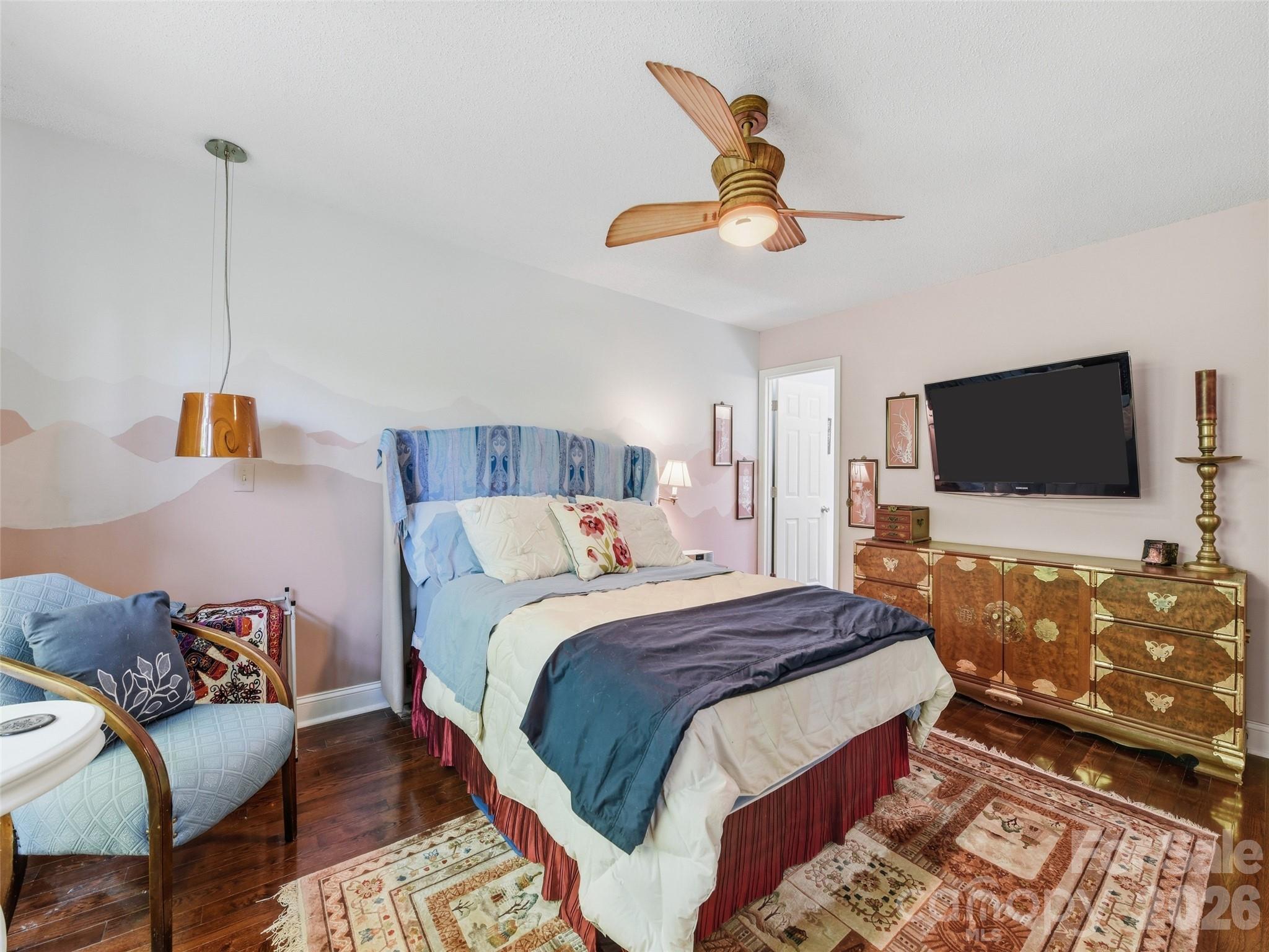 5 Sunny Ridge Drive — Asheville