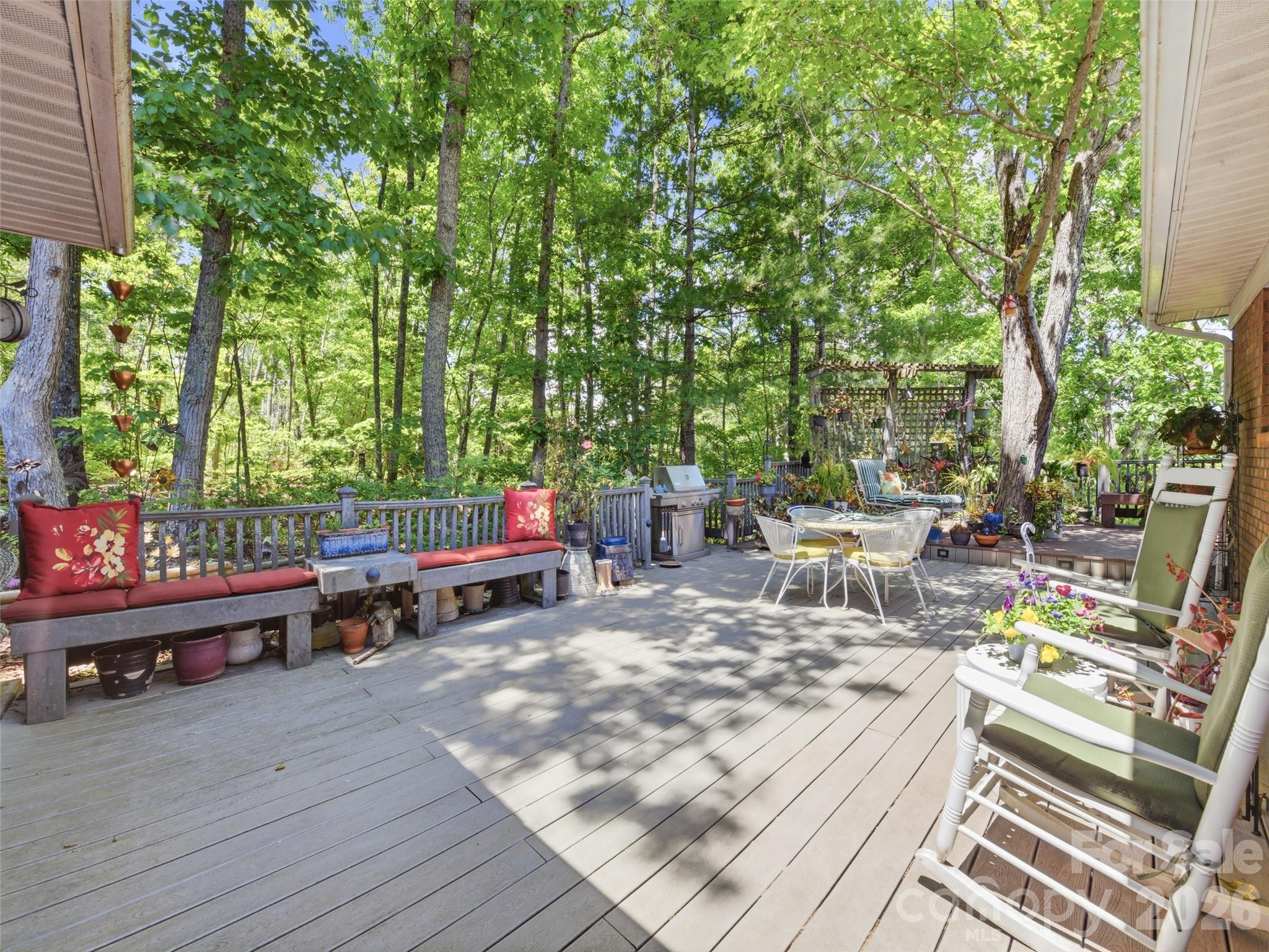 5 Sunny Ridge Drive — Asheville