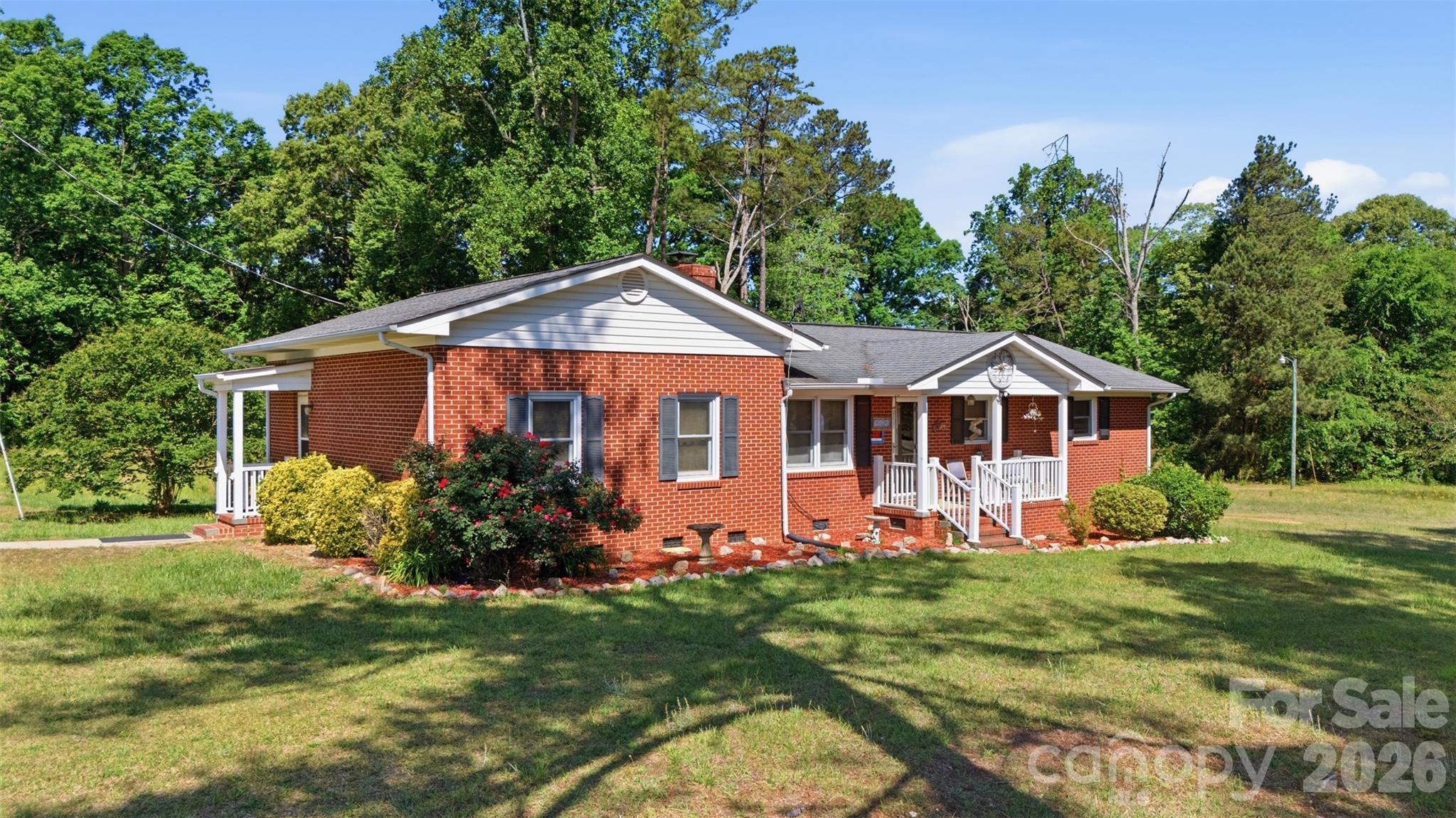 1935 Lowrys Highway — Chester