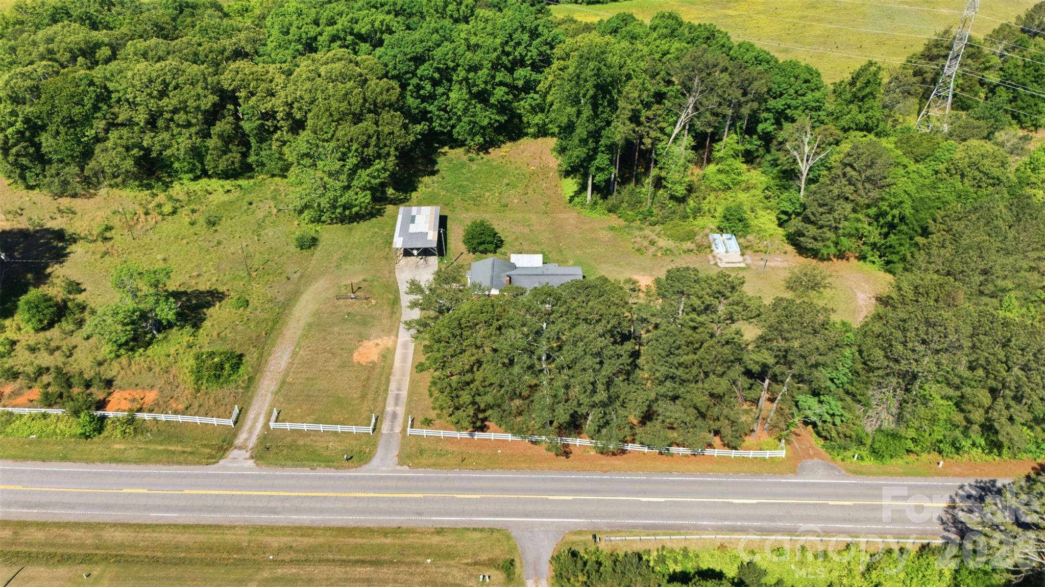 1935 Lowrys Highway — Chester