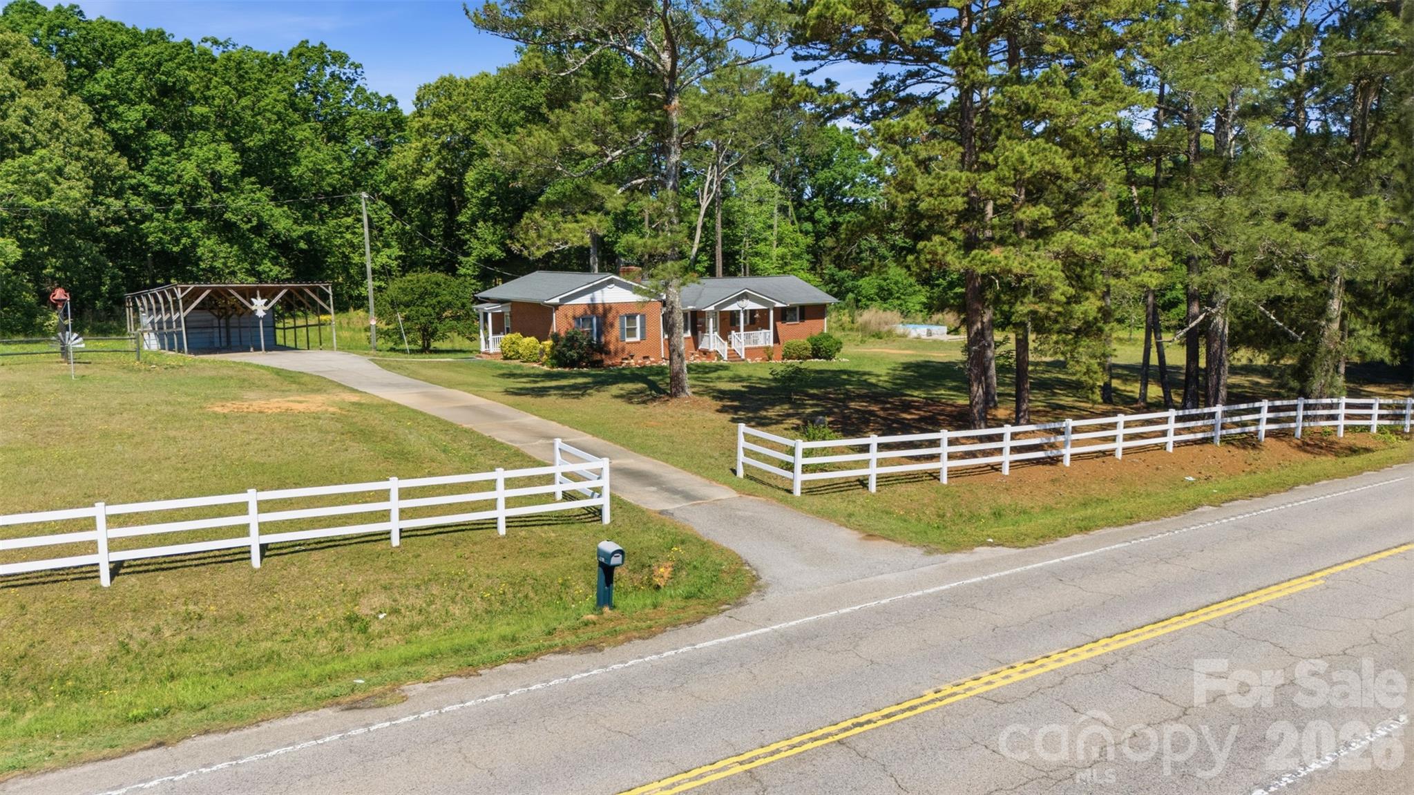 1935 Lowrys Highway — Chester