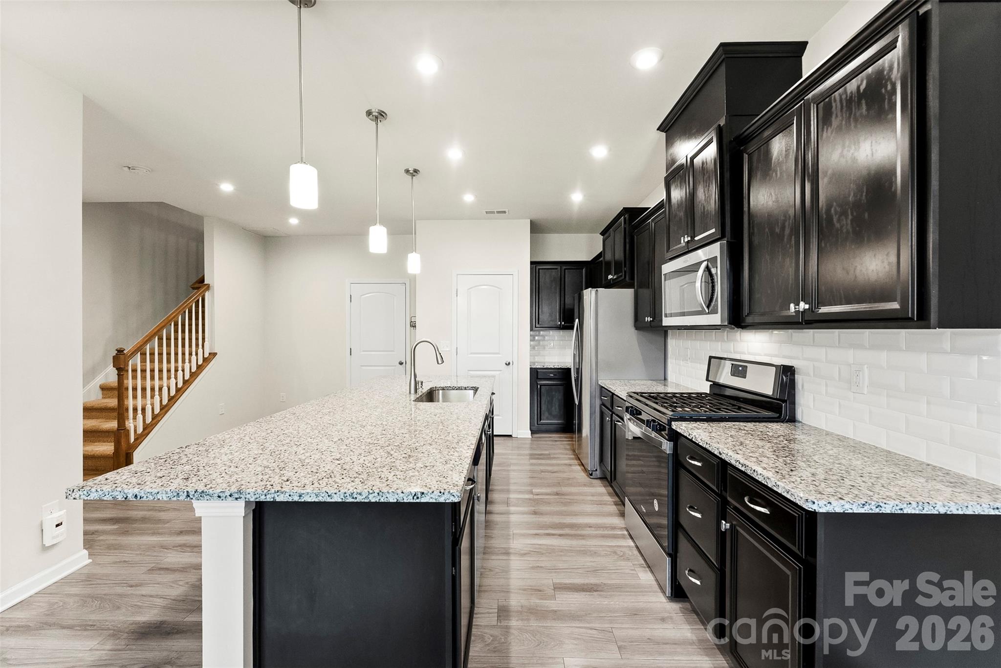 11010 Chalkbark Lane — Charlotte