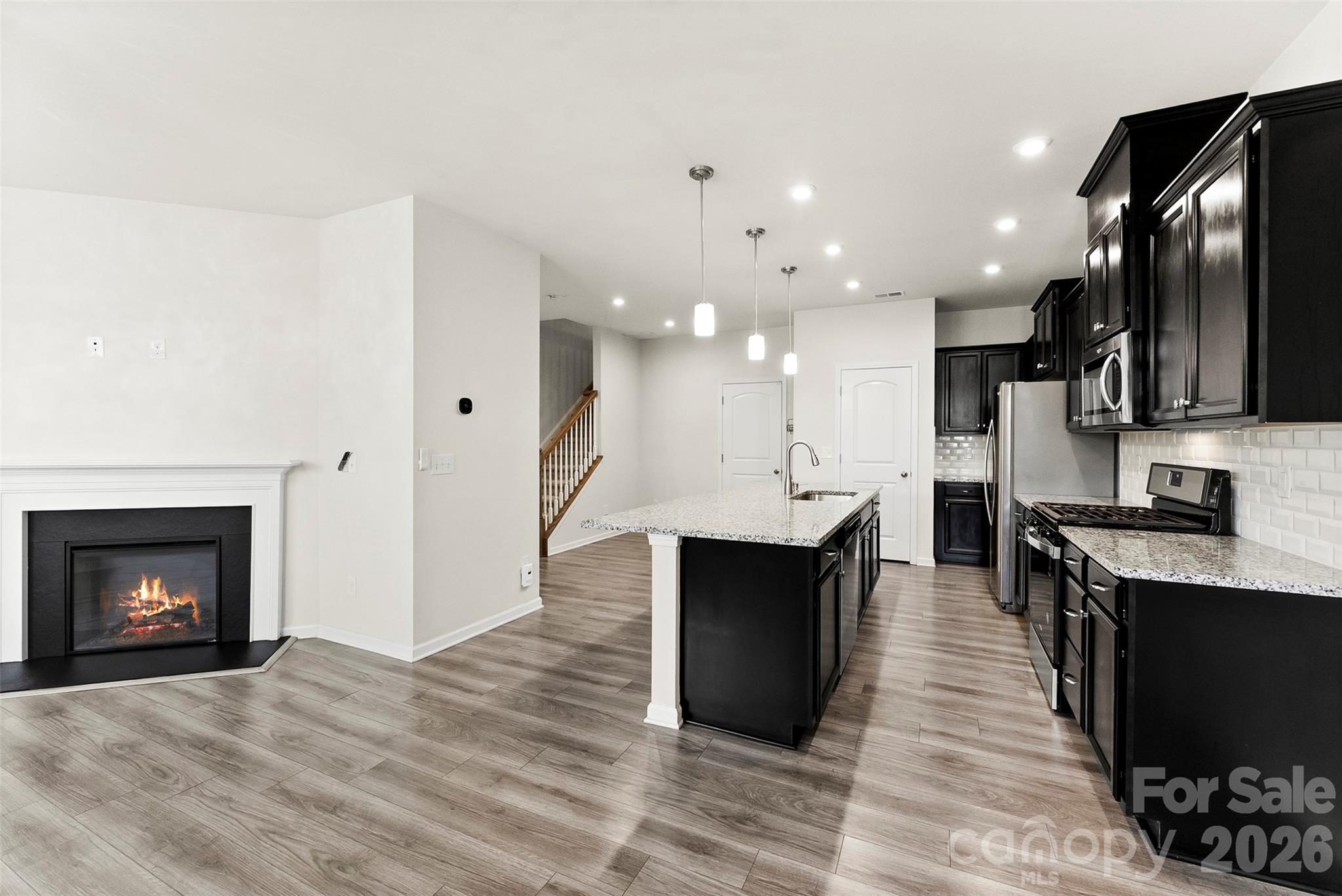 11010 Chalkbark Lane — Charlotte