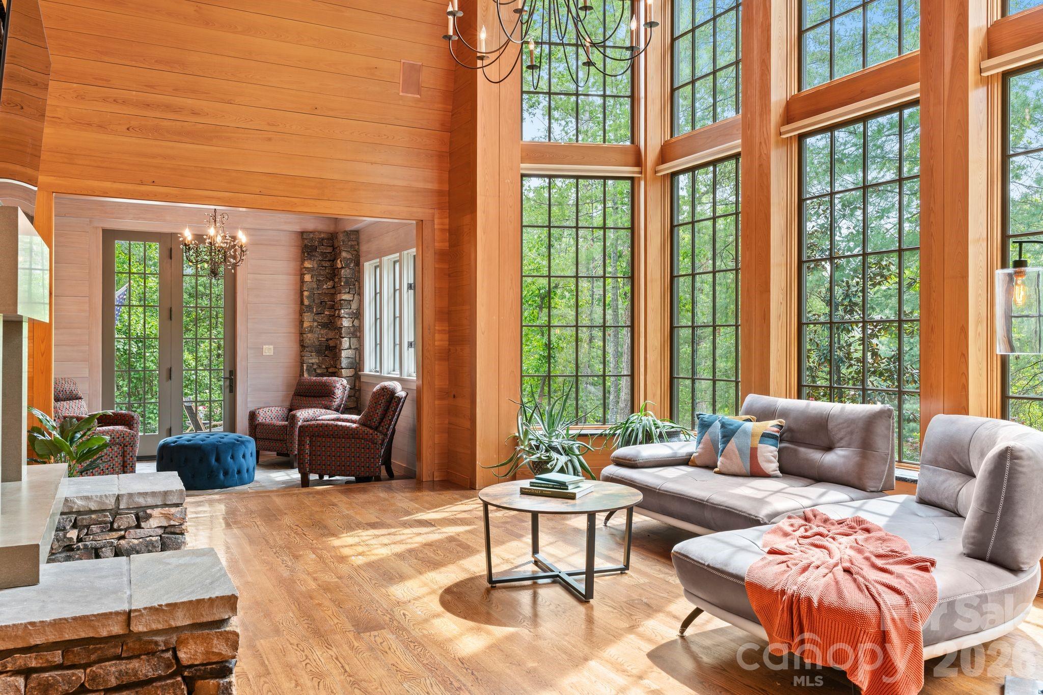 85 Chauncey Circle — Asheville