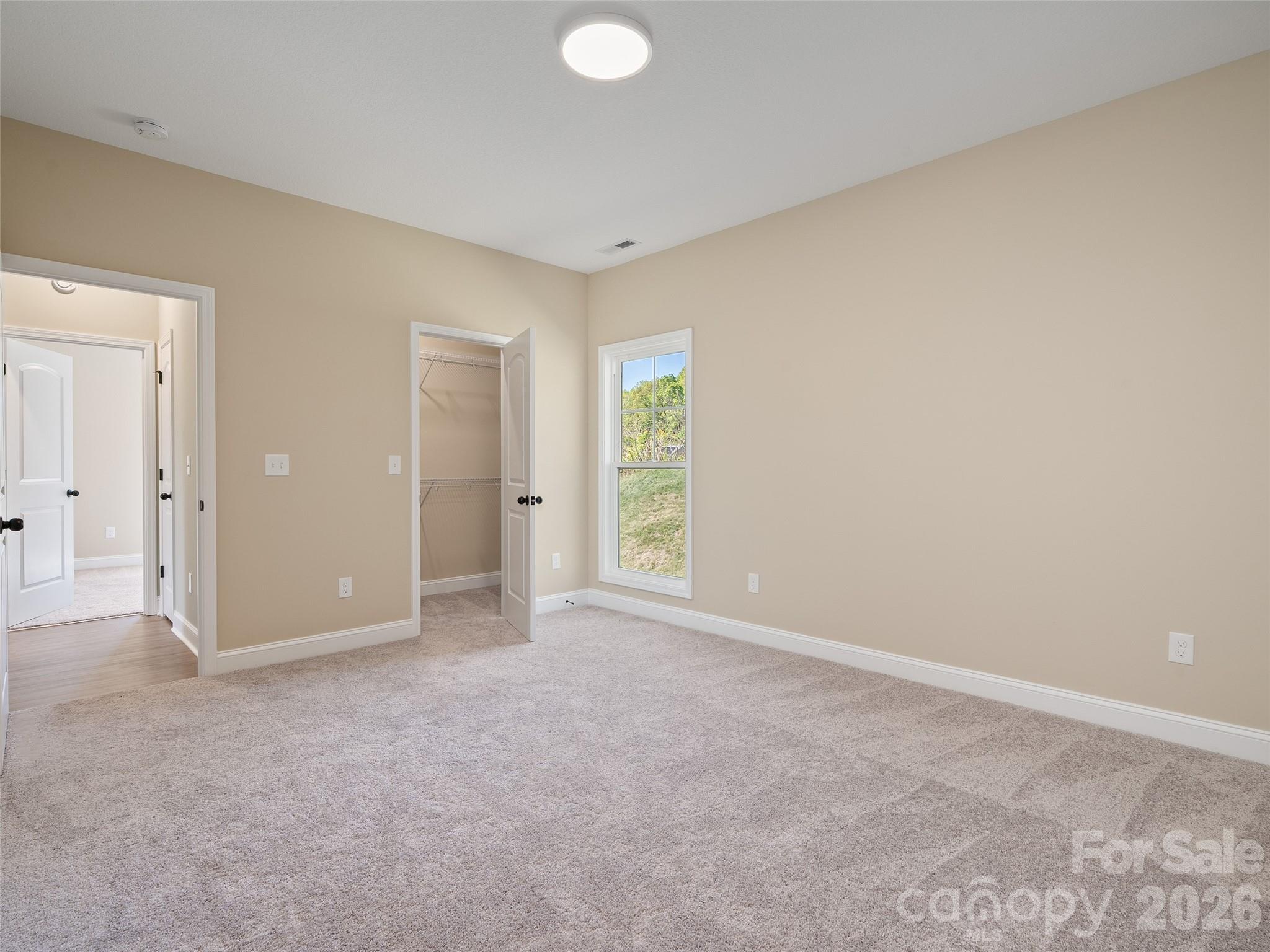 373 Barefoot Ridge — Clyde