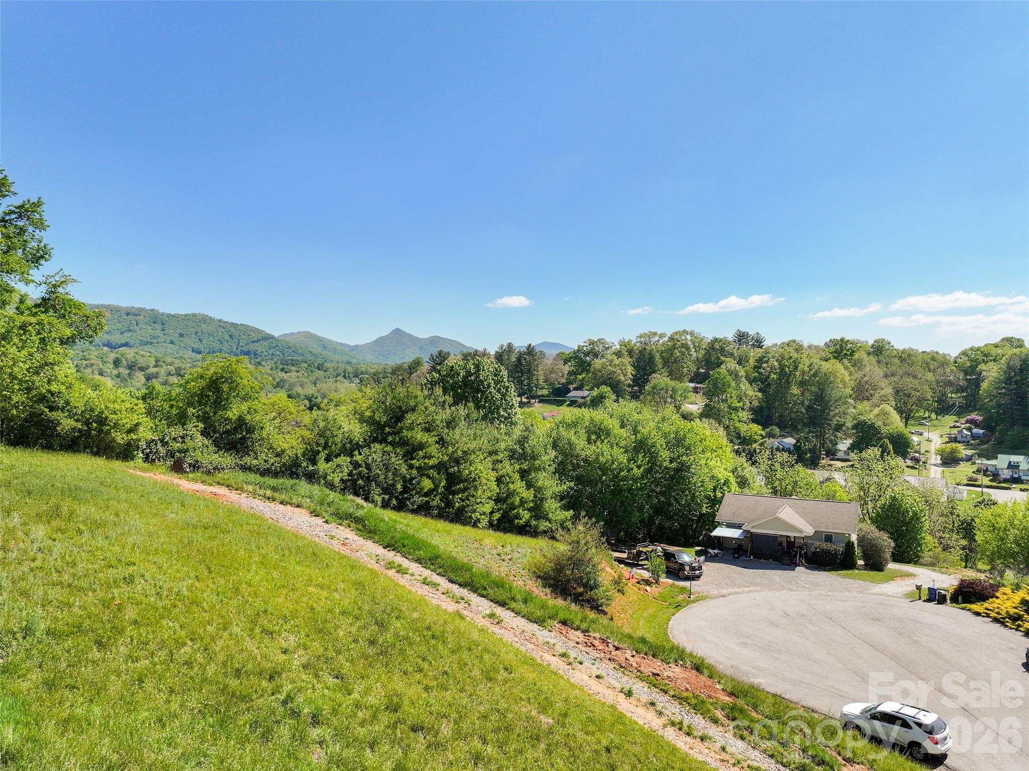 373 Barefoot Ridge — Clyde