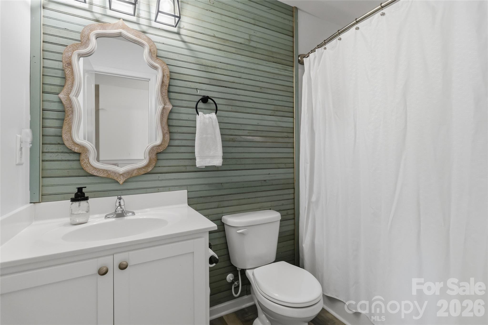 2220 Pinnacle View Drive — Kings Mountain