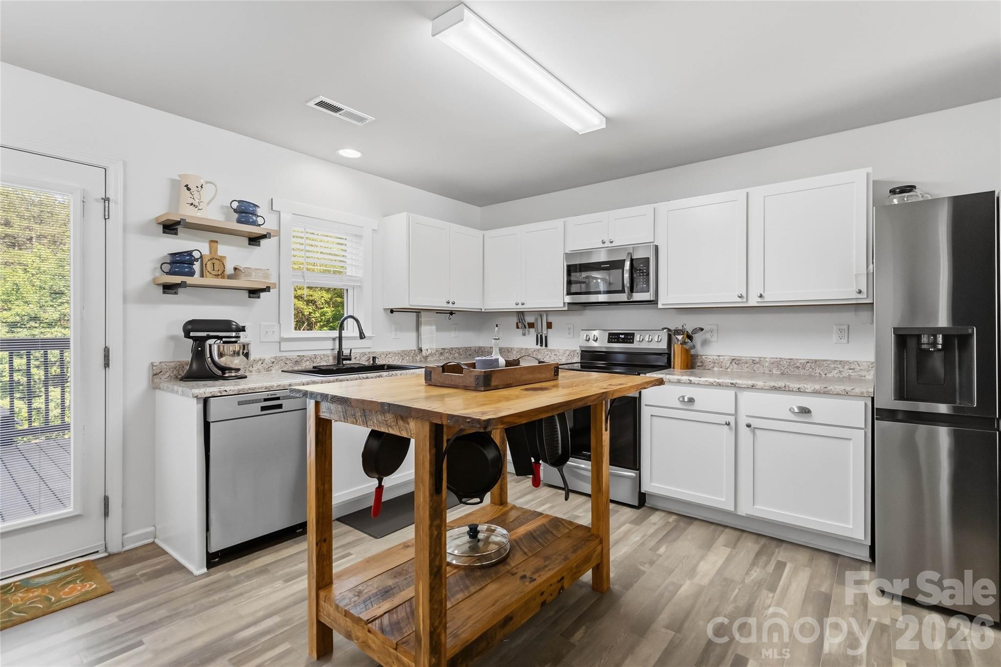 2220 Pinnacle View Drive — Kings Mountain