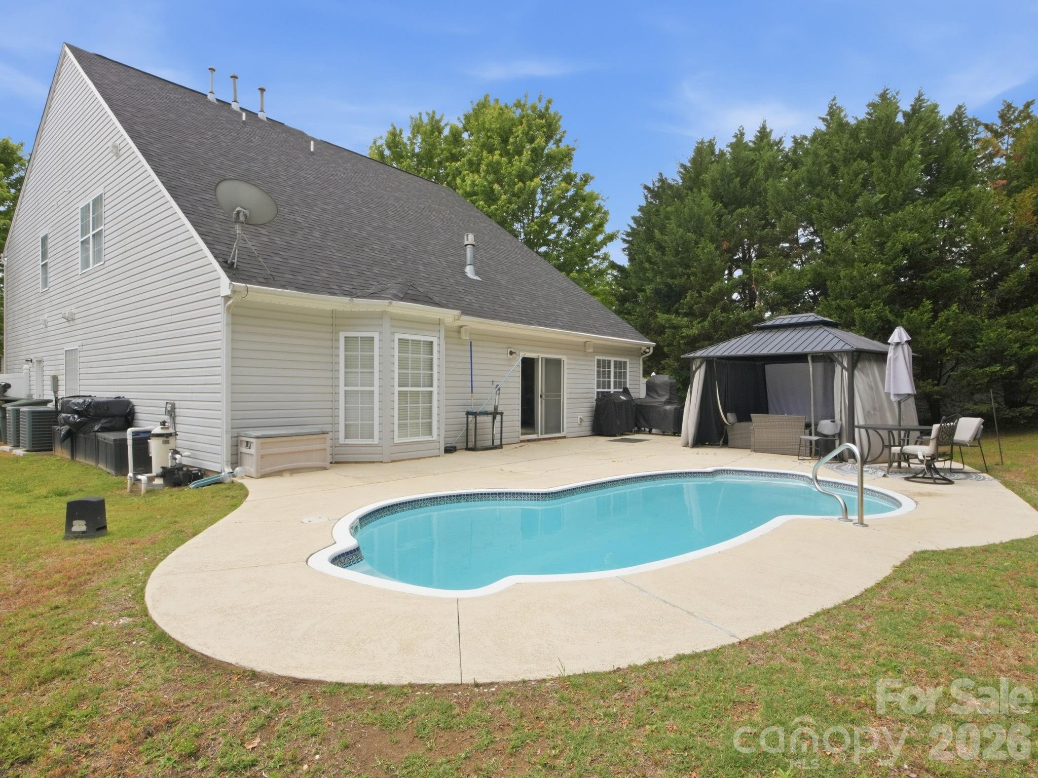 1103 Ross Brook Trace — York