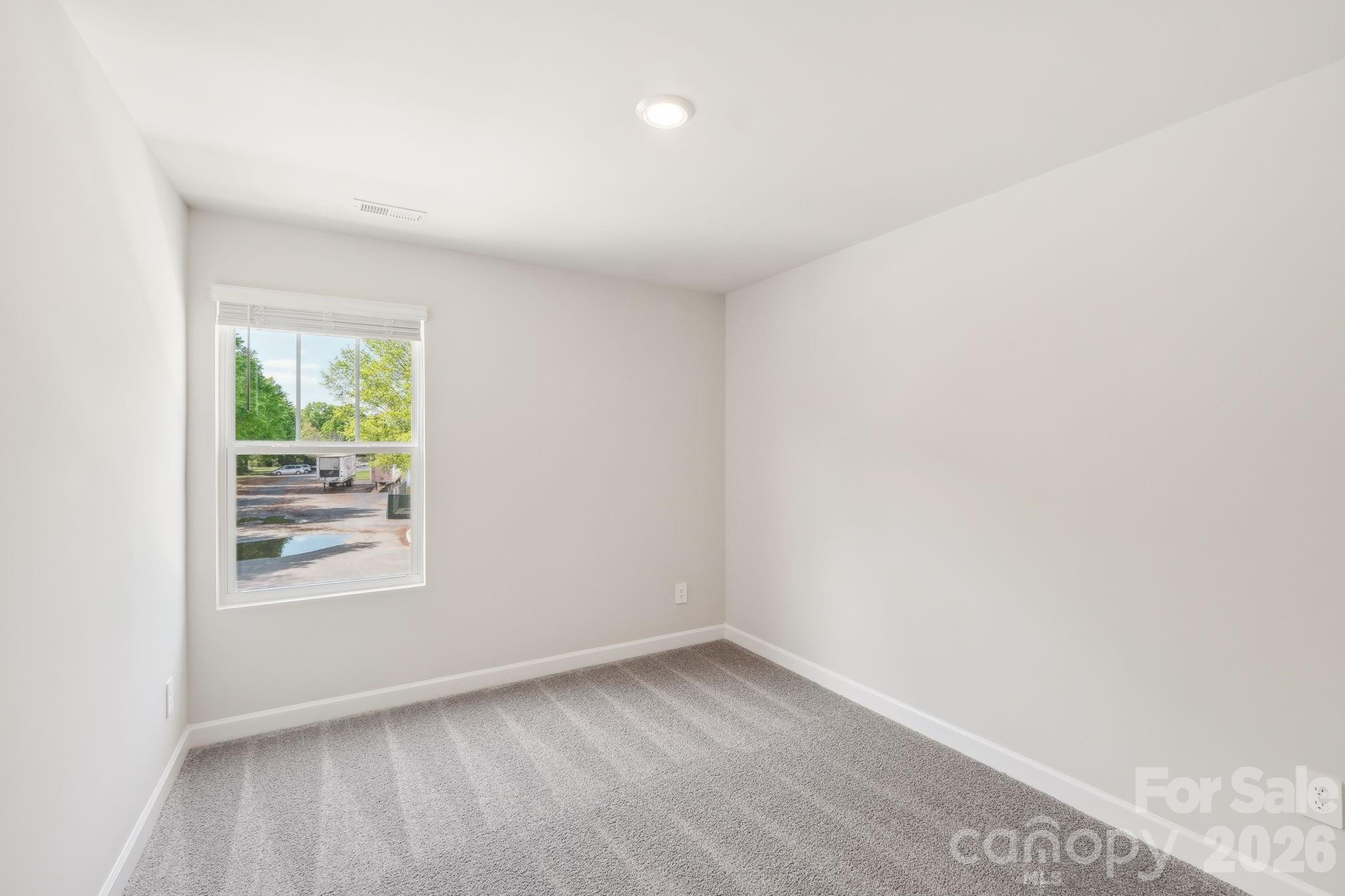 9021 Foggy Brook Loop — Charlotte