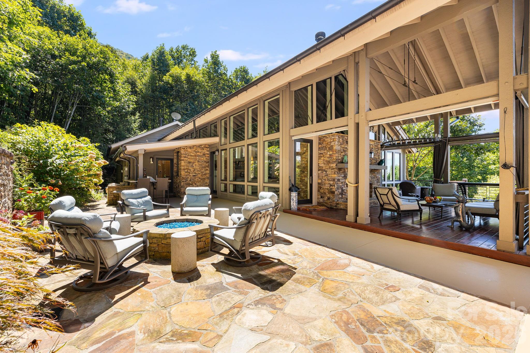 109 Cold Deck Way #151 — Sylva