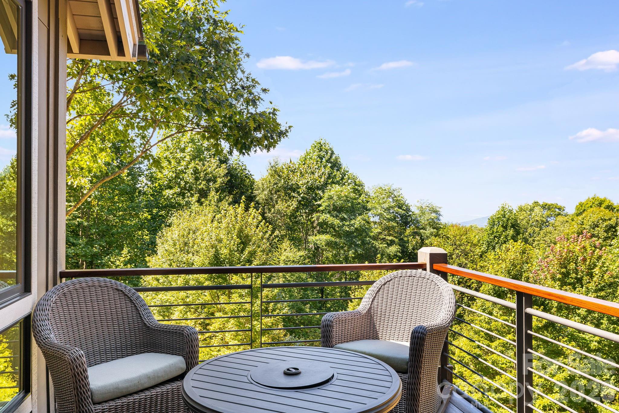 109 Cold Deck Way #151 — Sylva