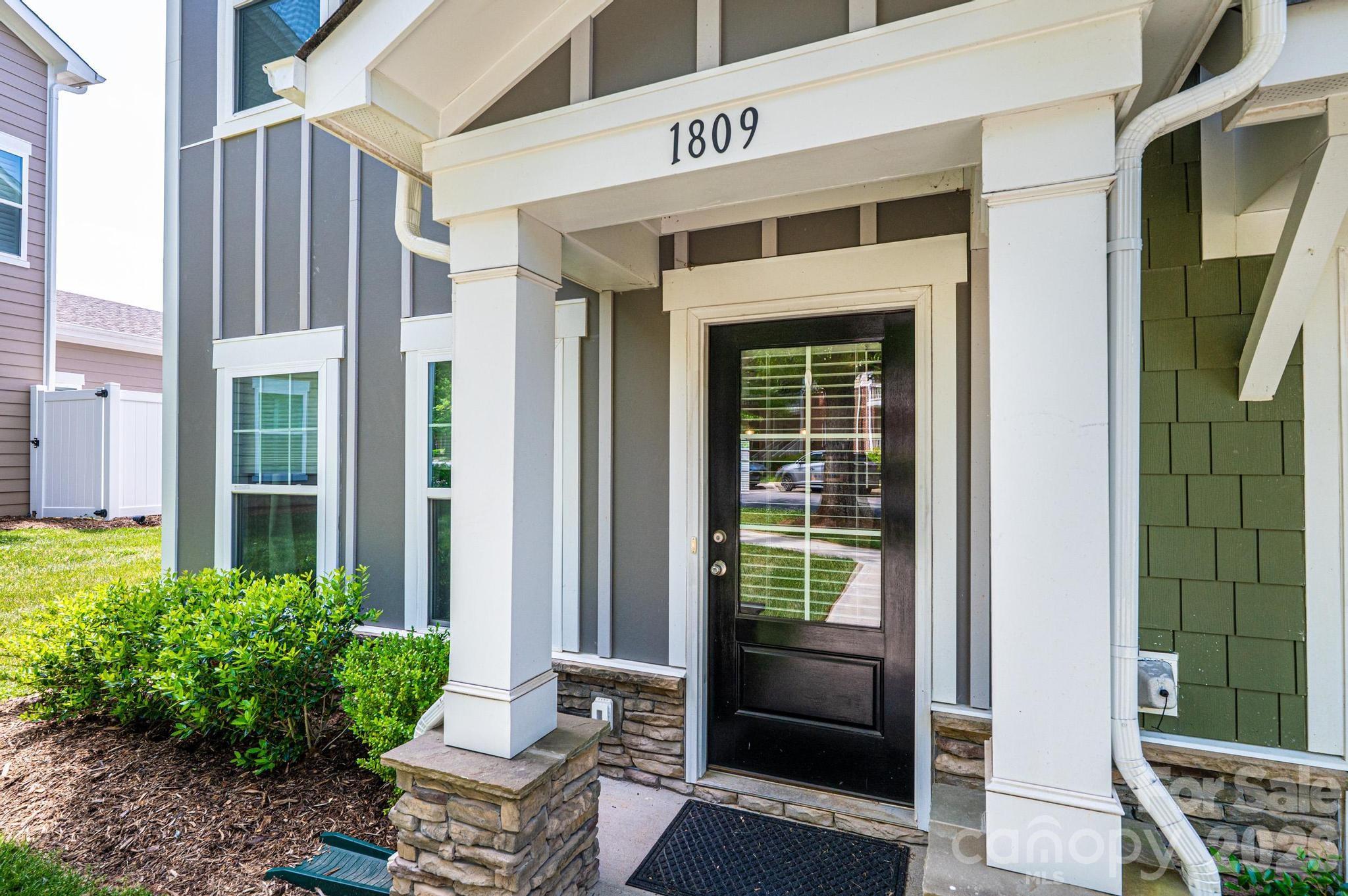 1809 Edgewater Drive NW — Conover